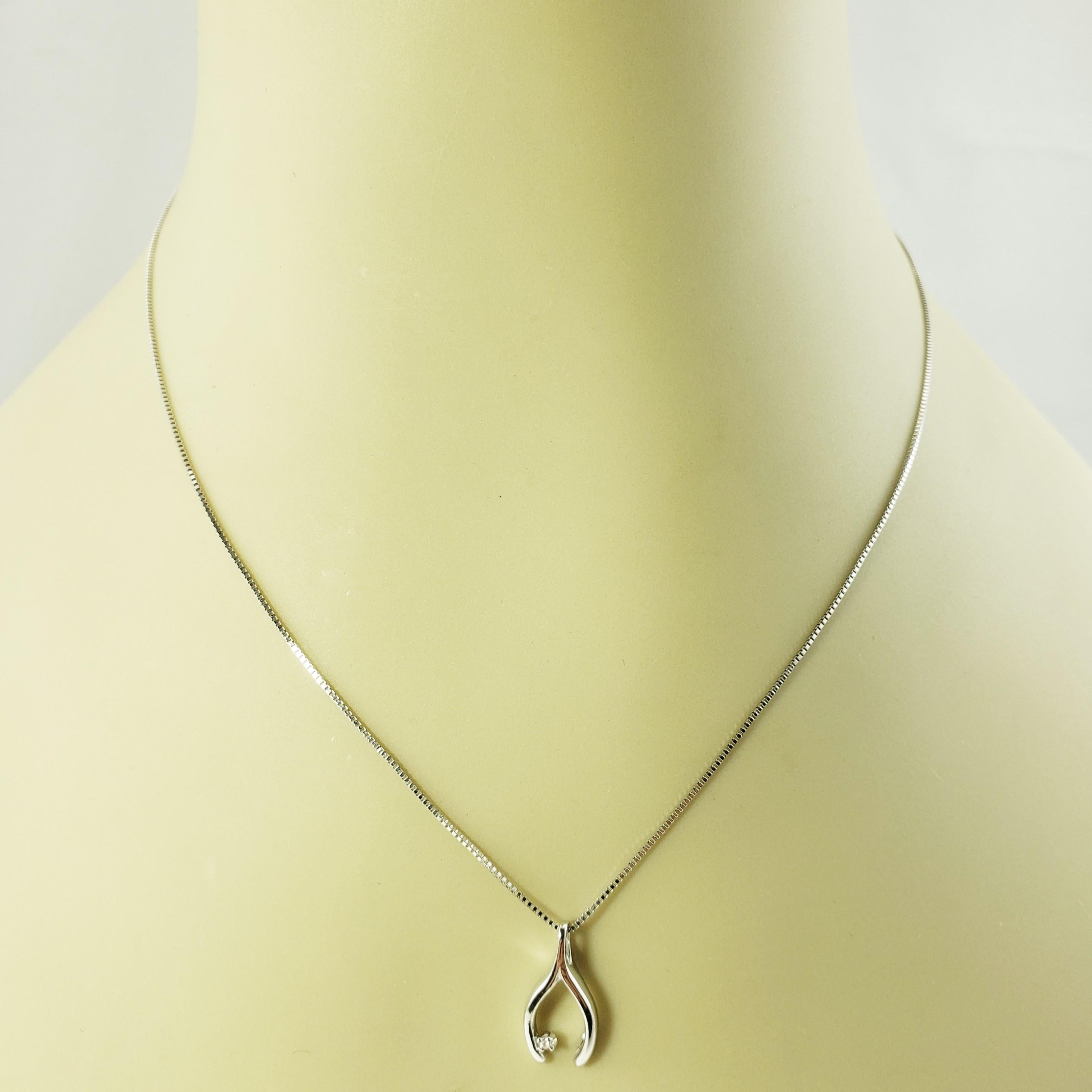 Vintage 14 Karat White Gold and Diamond Wishbone Pendant Necklace In Good Condition In Washington Depot, CT