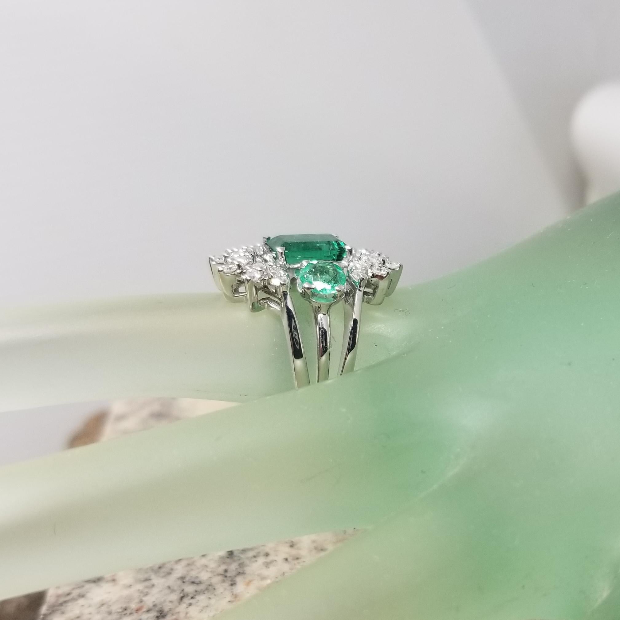 Vintage 14 Karat White Gold Colombian Emerald and Diamond Cocktail Ring 2