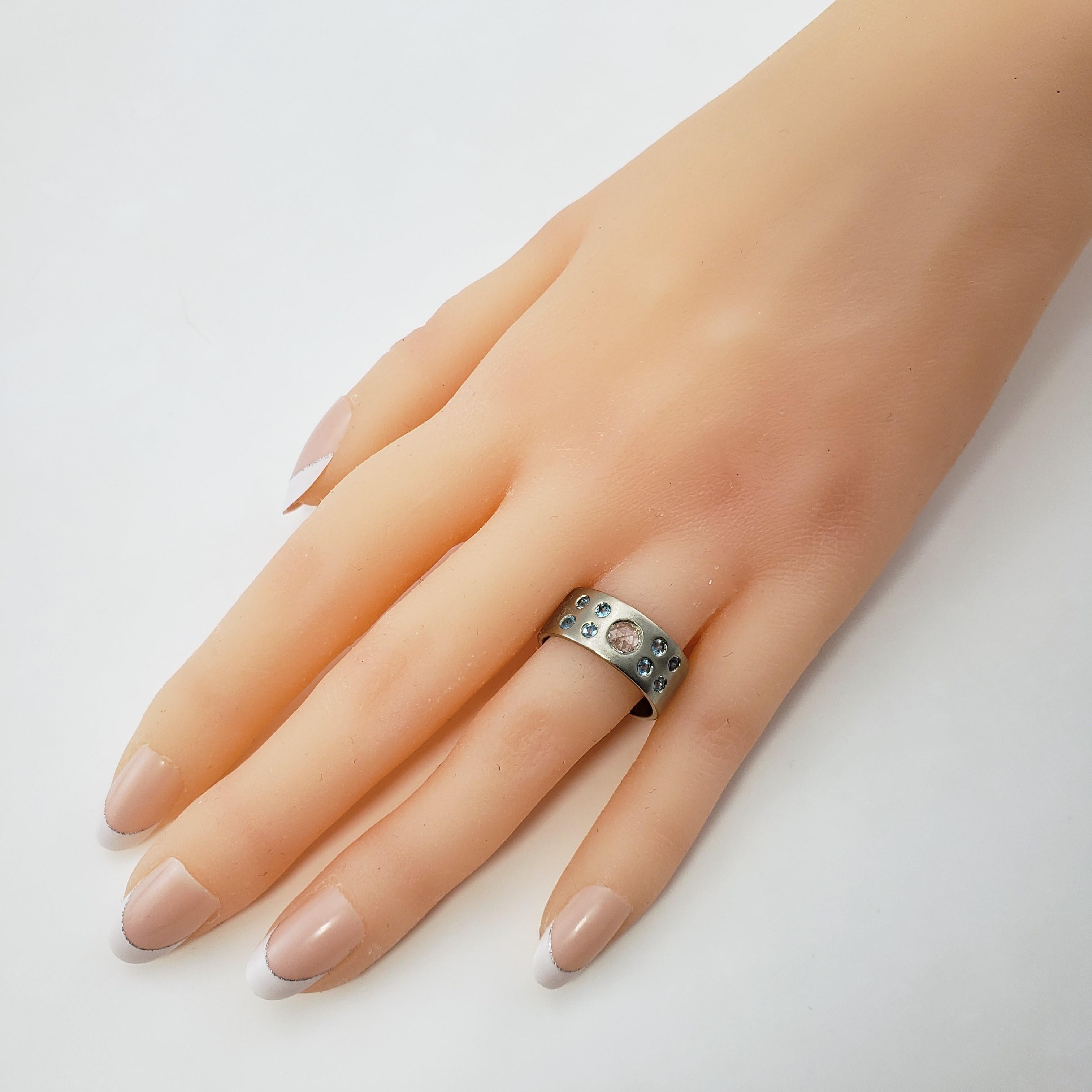 Women's 14 Karat White Gold Diamond and Aquamarine Ring For Sale