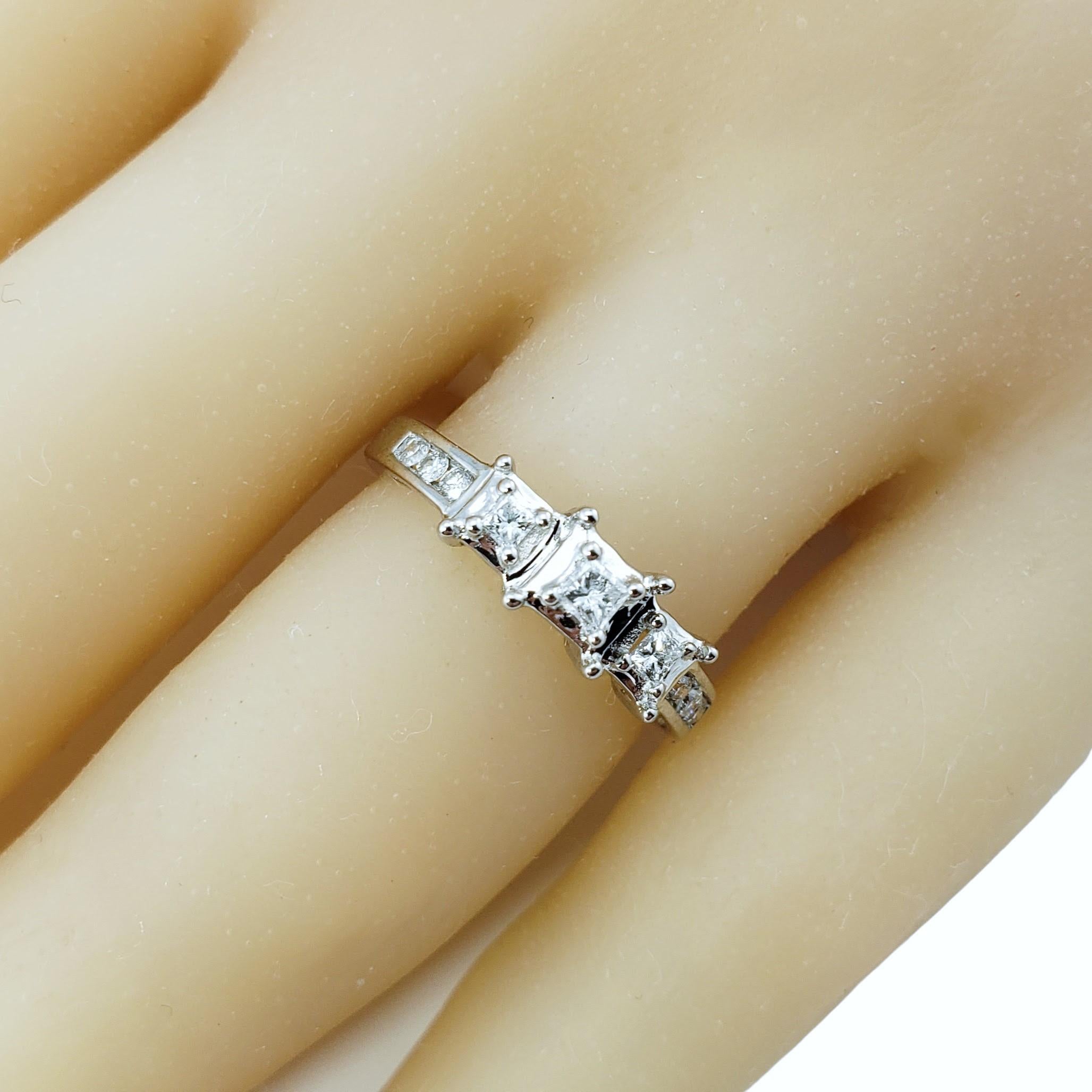 14 Karat White Gold Diamond Engagement Ring For Sale 4