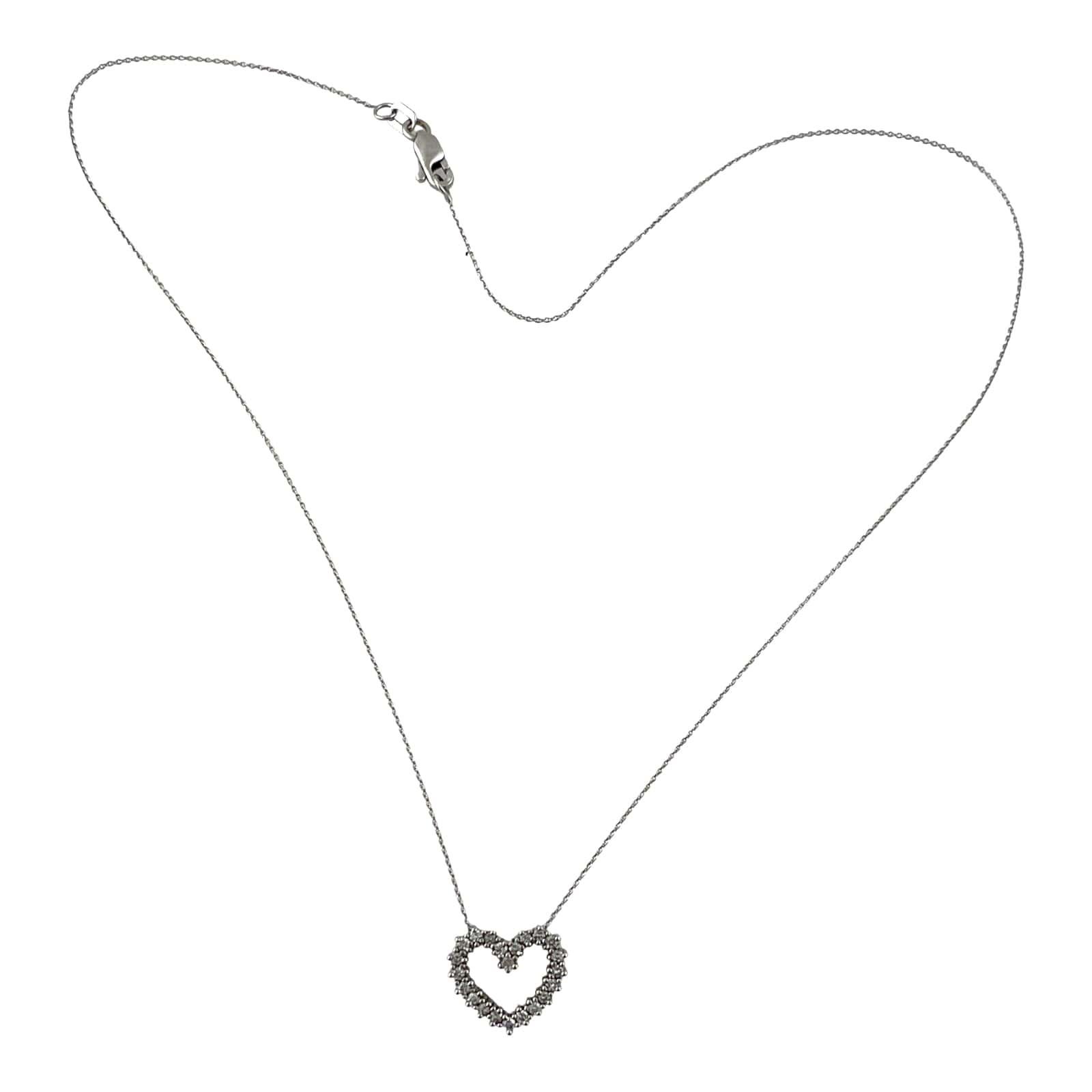 Vintage 14 Karat White Gold Diamond Heart Pendant Necklace For Sale 5