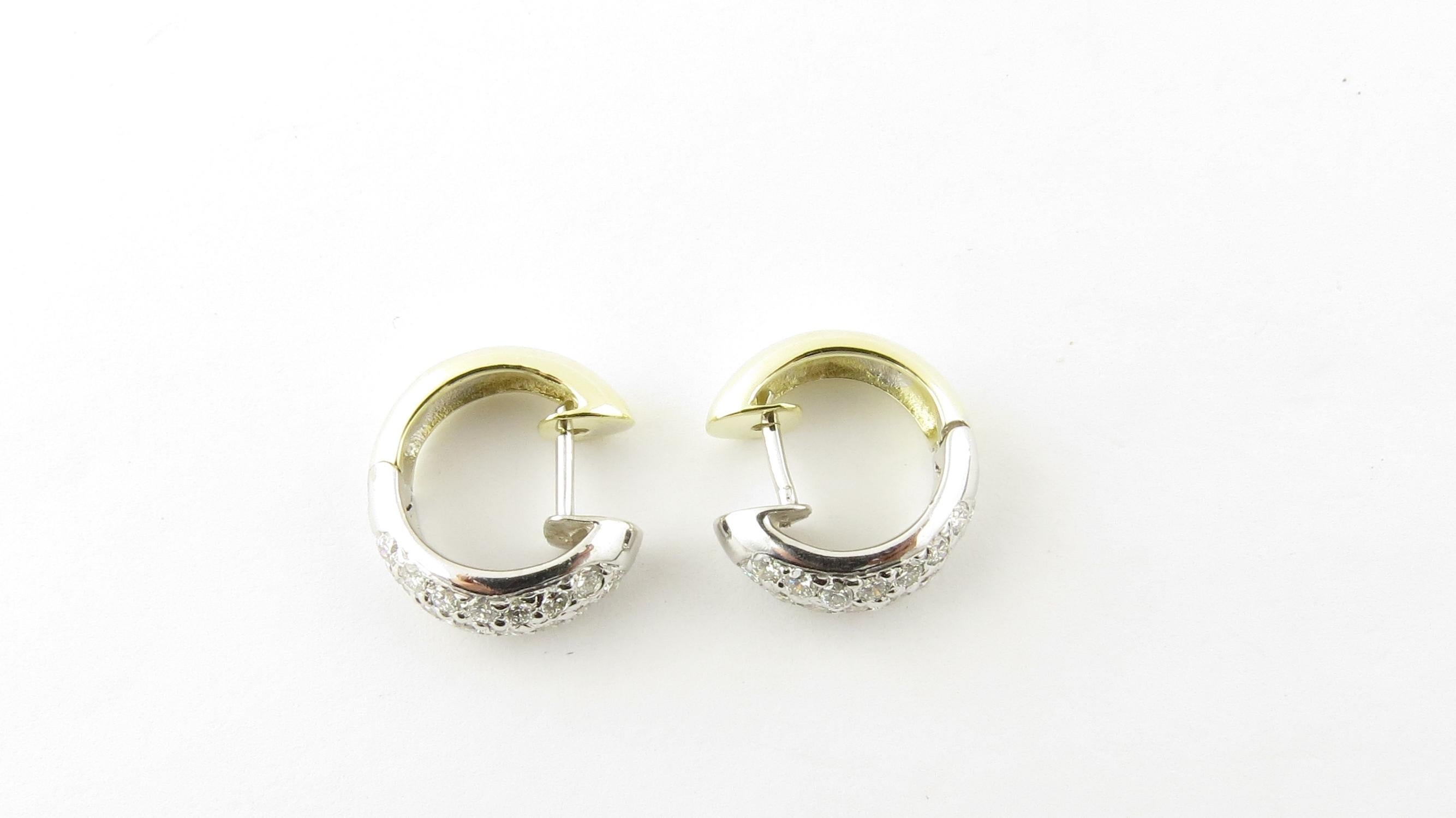 Vintage 14 Karat White Gold Diamond Huggie Earrings #4381 In Good Condition In Washington Depot, CT