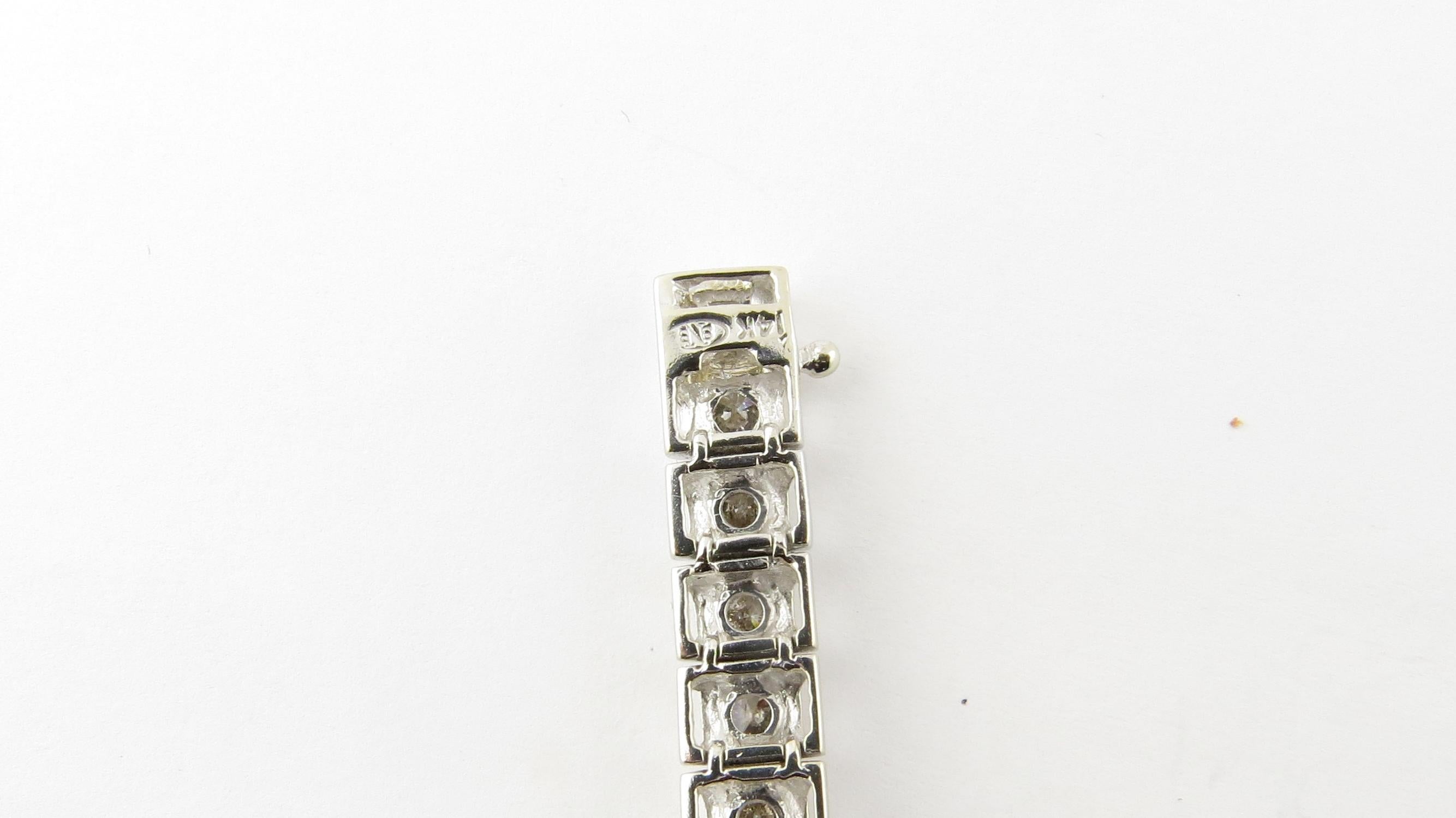 Pulsera vintage de oro blanco de 14 quilates con diamantes 3,20 quilates Twt en Bueno estado para la venta en Washington Depot, CT