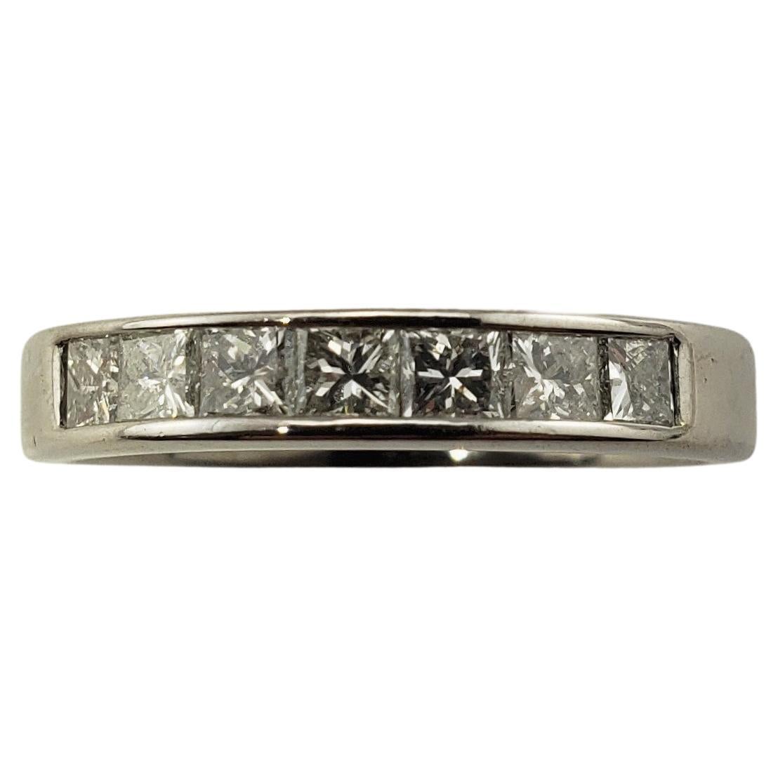 Vintage 14 Karat White Gold Diamond Wedding Band Ring For Sale