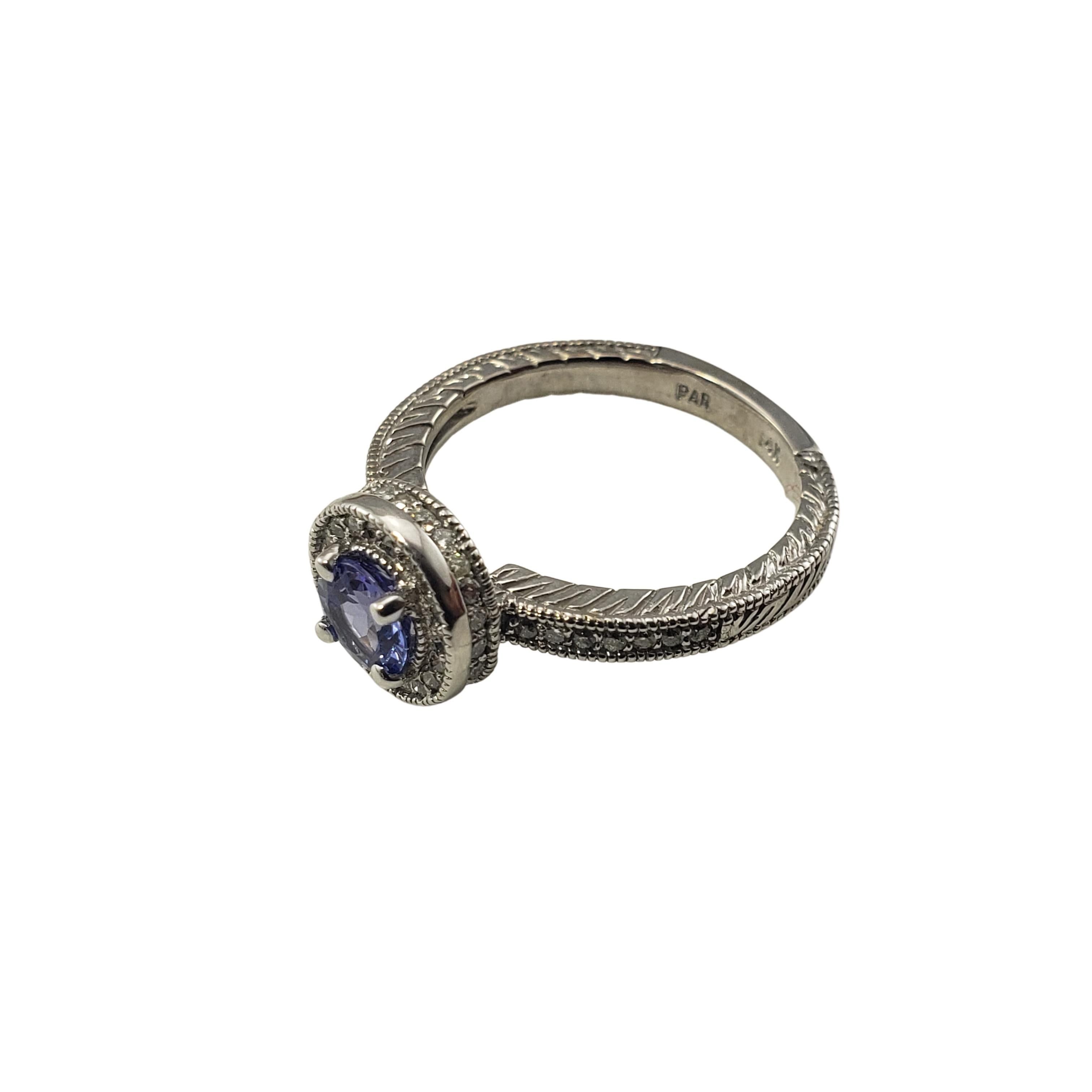 Vintage 14 Karat White Gold Tanzanite and Diamond Ring In Good Condition For Sale In Washington Depot, CT
