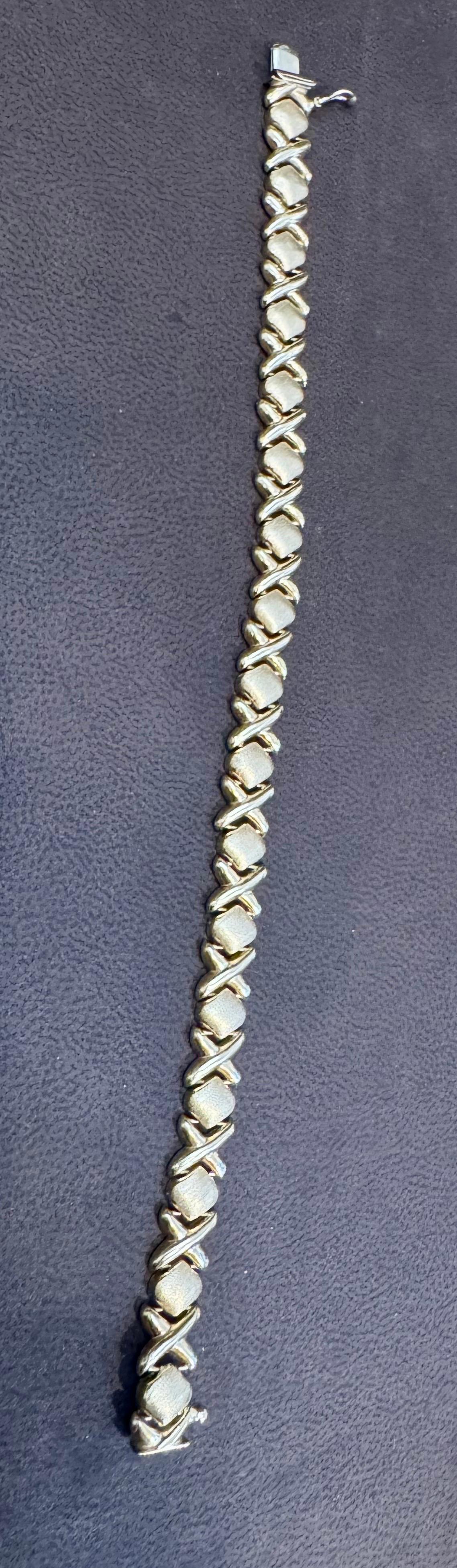 Vintage 14 Karat Yellow Gold 12 Gm X link Bracelet Unisex, 8 Inch Long For Sale 6