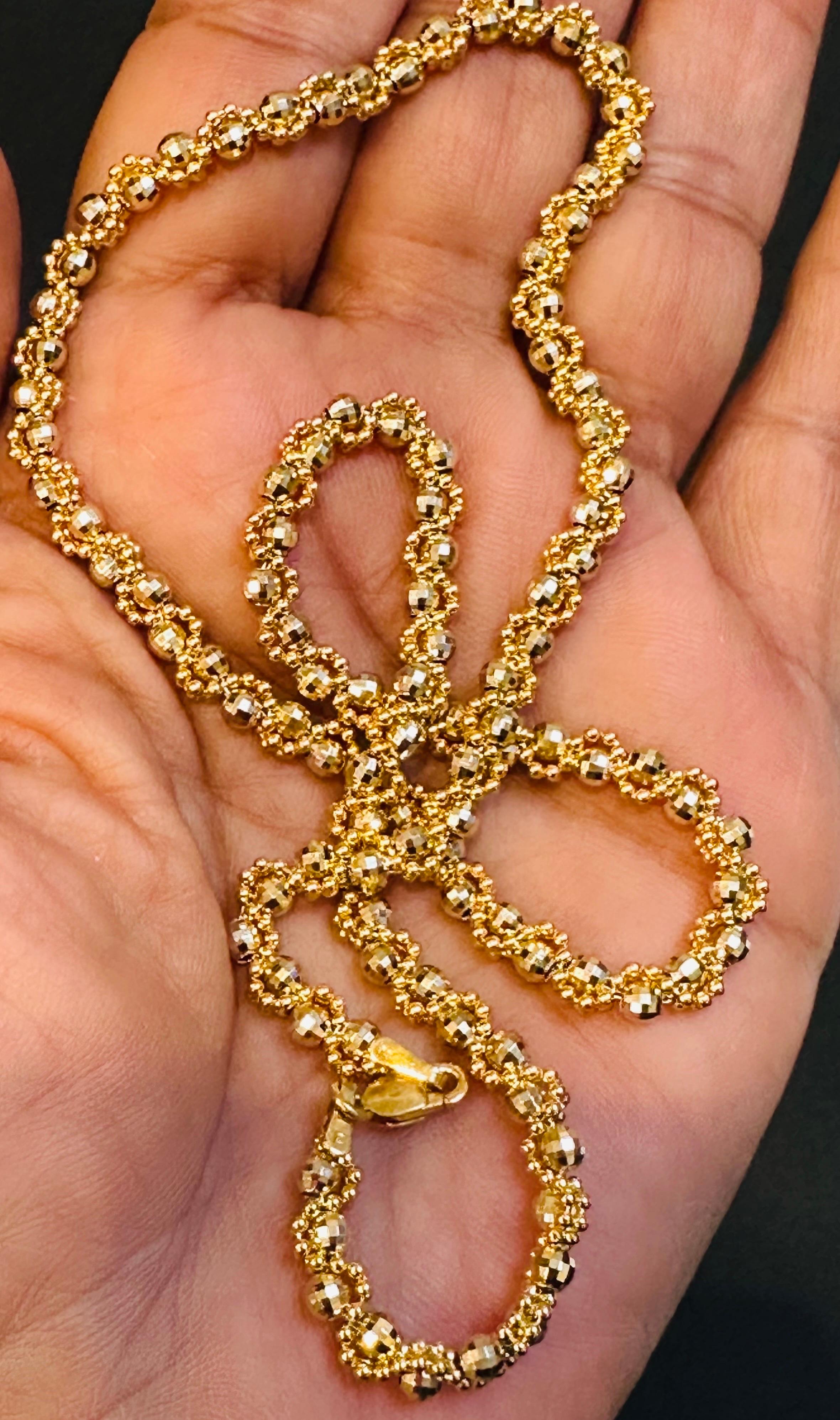 Vintage 14 Karat Yellow Gold 13 Gm, Twisted Chains with Balls in Between In Excellent Condition For Sale In New York, NY