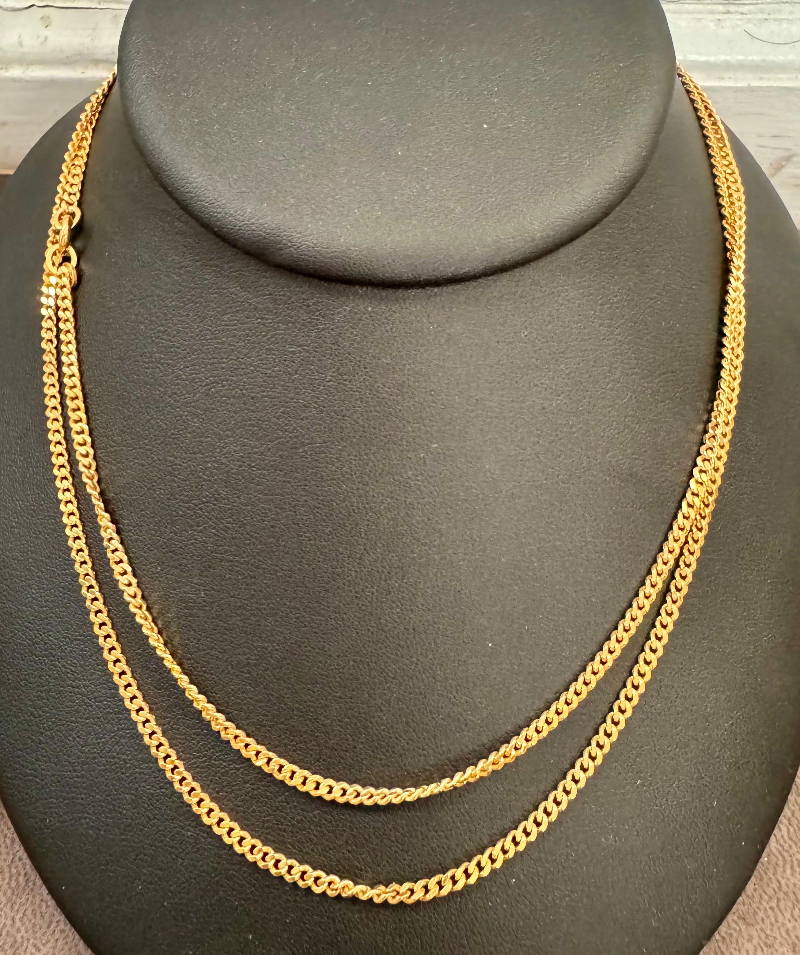 Collar de cadena vintage de oro amarillo de 14 quilates de 22 gm y 35 pulgadas de largo en Excelente estado para la venta en New York, NY