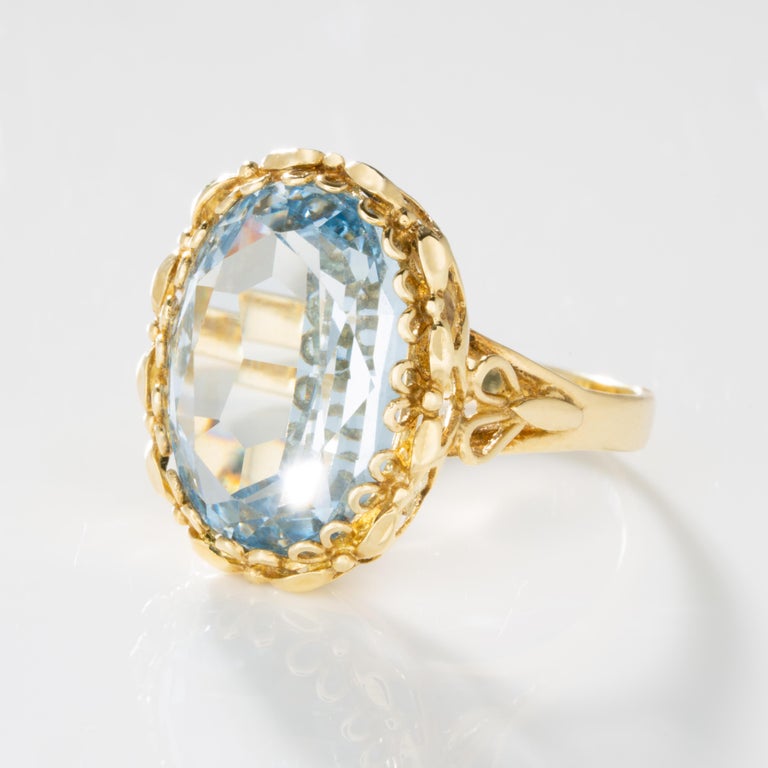 Vintage 14 Karat Yellow Gold 5 Carat Oval Cut Aquamarine Ring For Sale ...