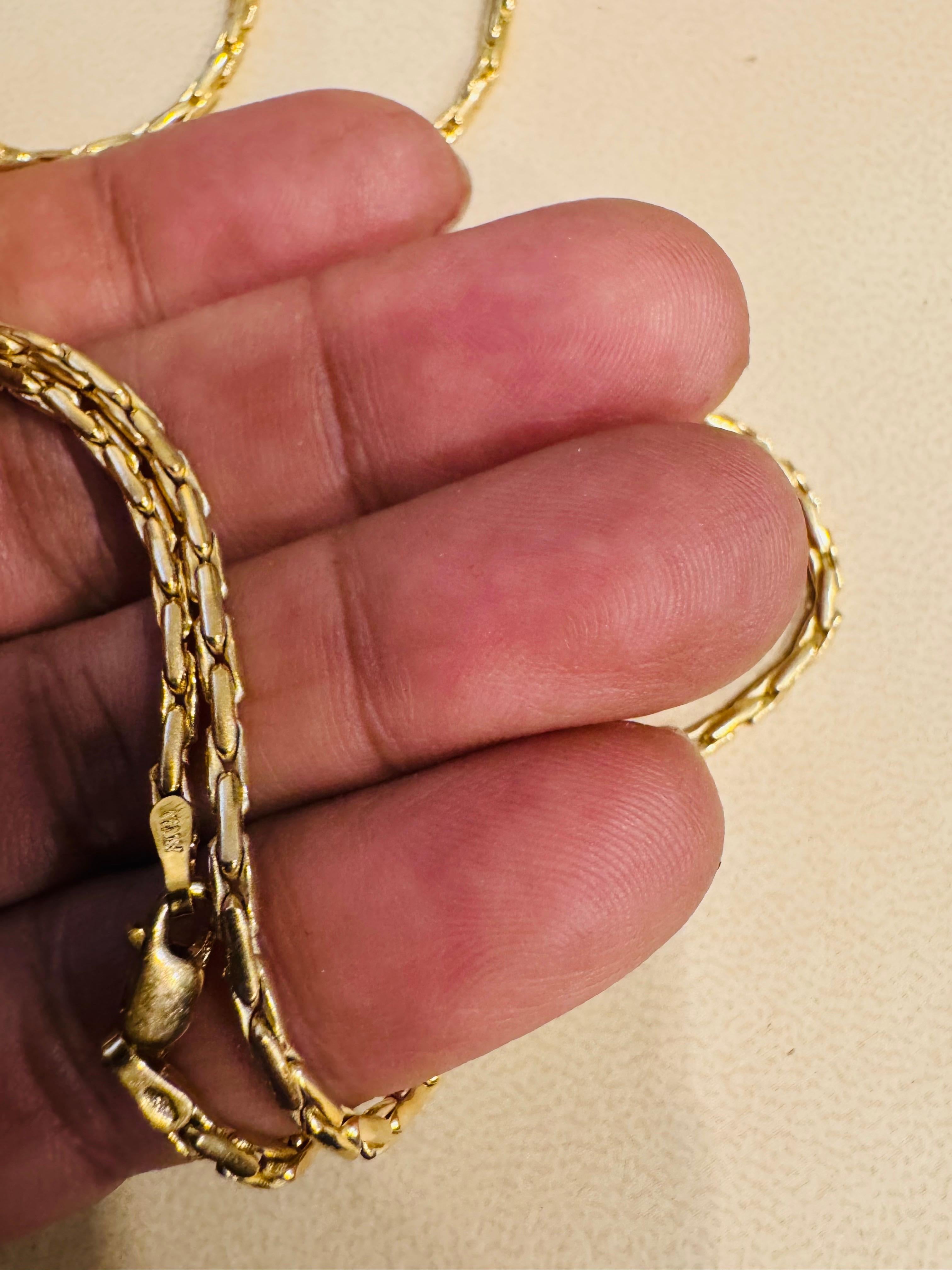 Vintage 14 Karat Yellow Gold 5.8 Gm Chain Necklace 18 Inch Long, 2.2 MM For Sale 8