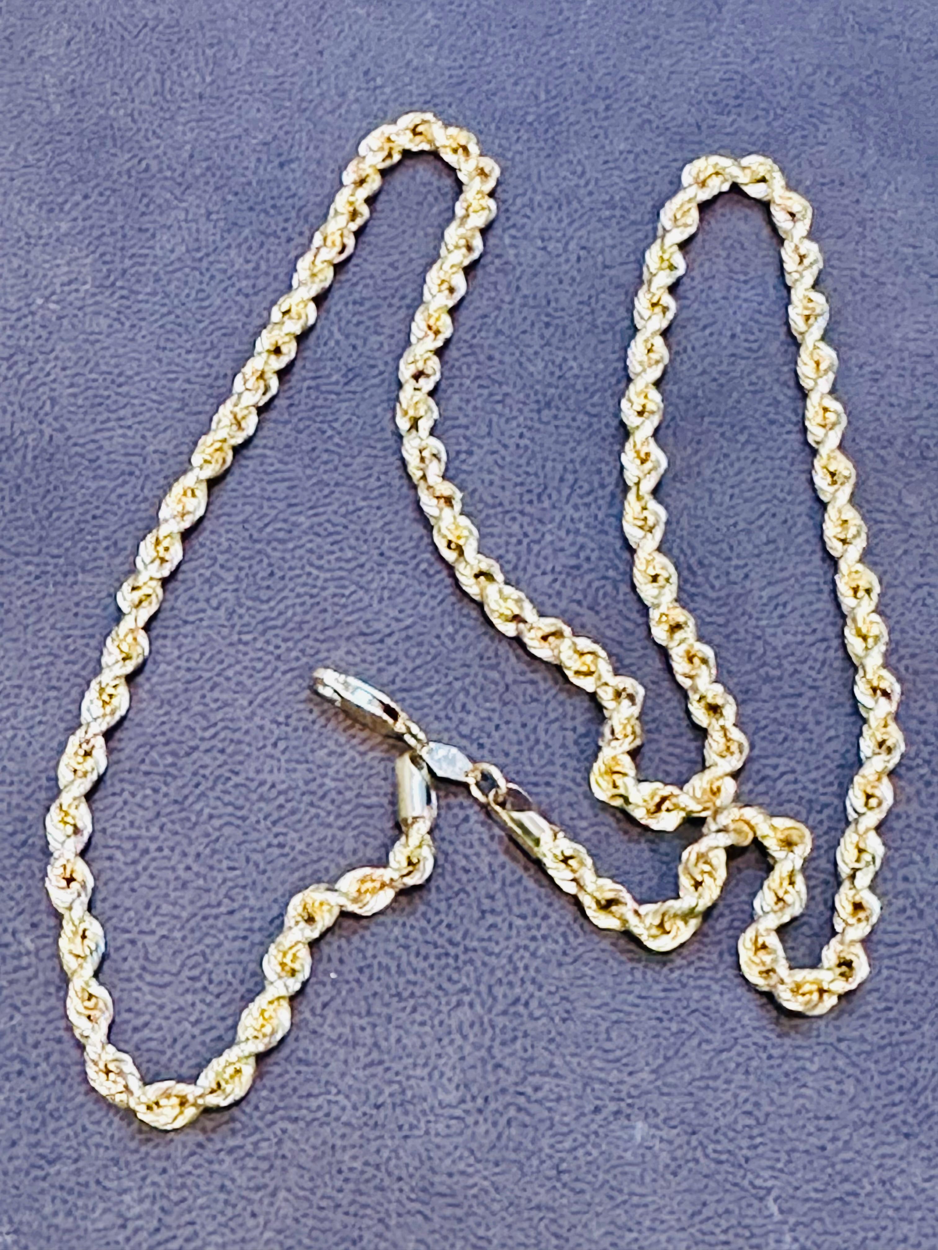 Vintage 14 Karat Yellow Gold 8.3 Gm, Rope Chain Necklace For Sale 7