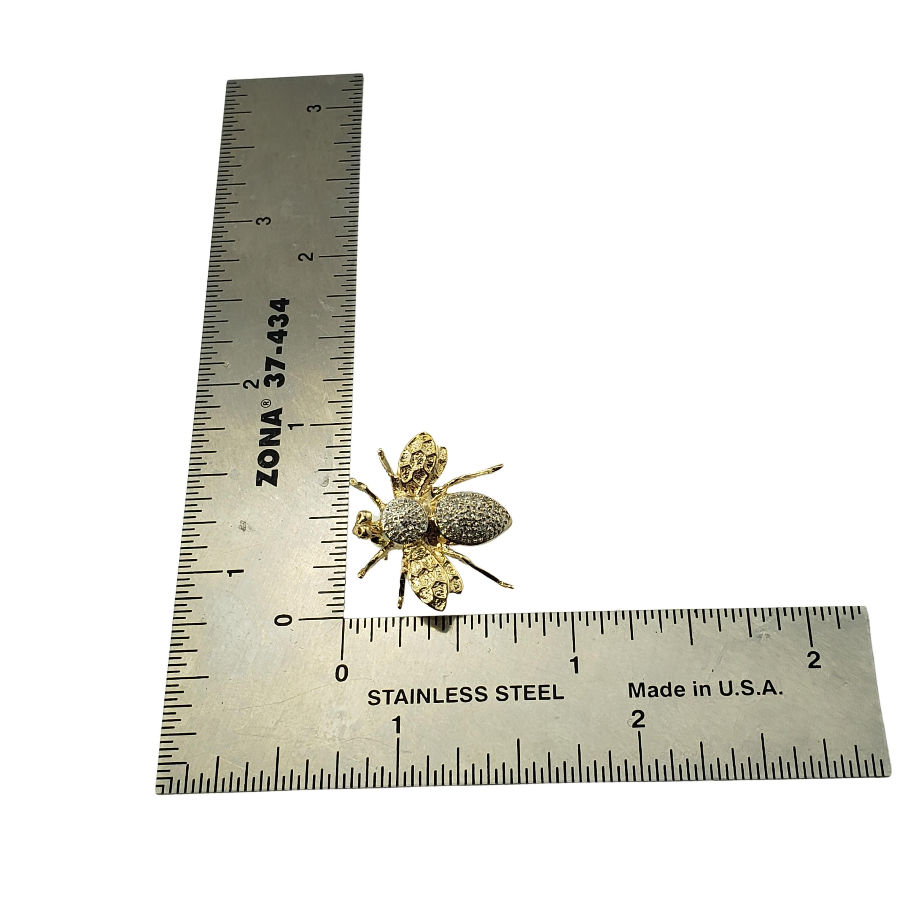 14 Karat Yellow Gold and Diamond Bee Brooch/Pendant 3