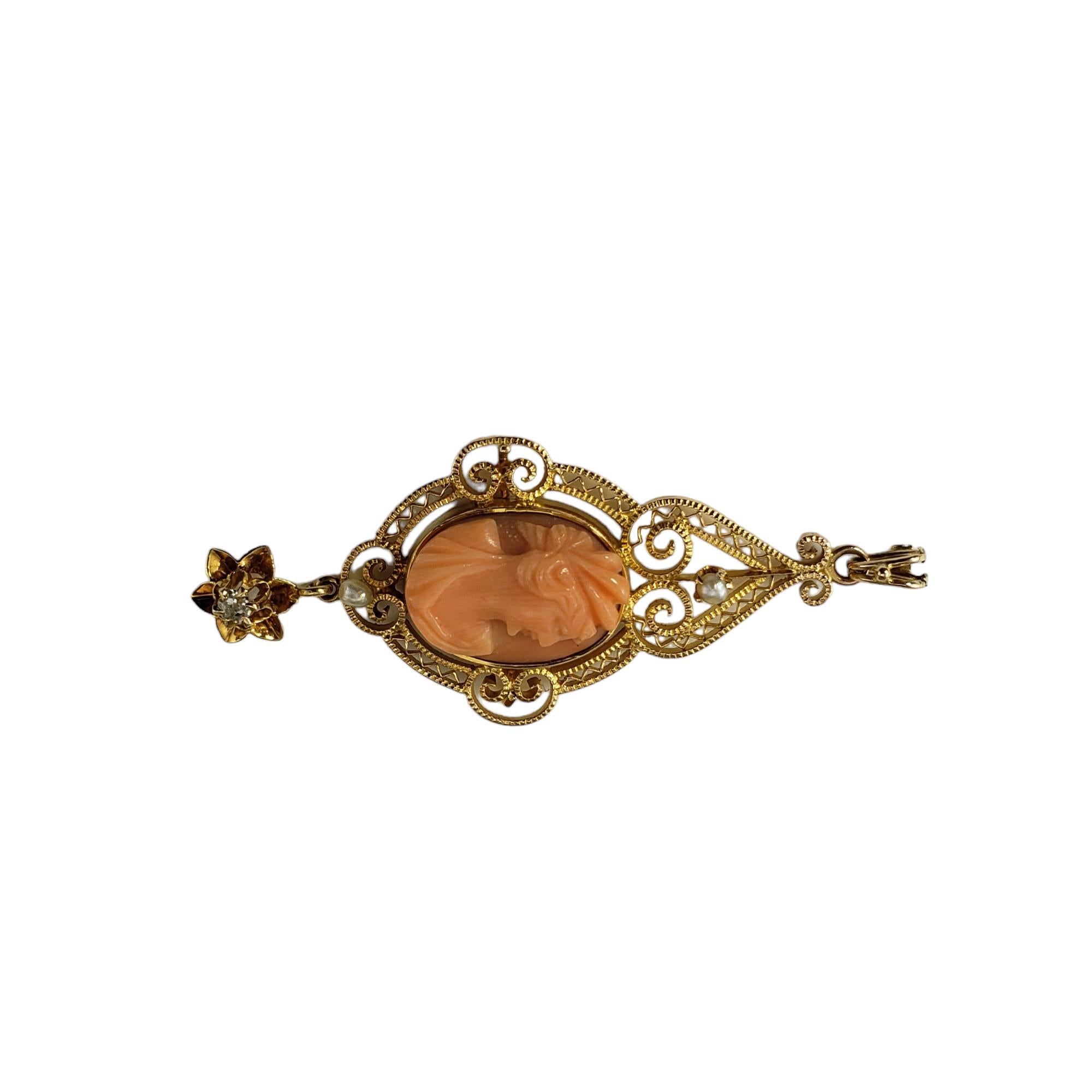 Taglio vecchia miniera Ciondolo cammeo vintage in oro giallo 14 carati e diamanti #17846 in vendita