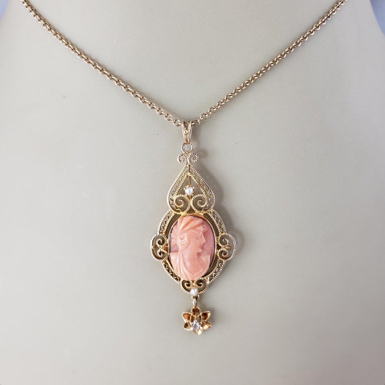 Pendentif ou broche camée ancien en or blanc 14 carats - En vente sur France