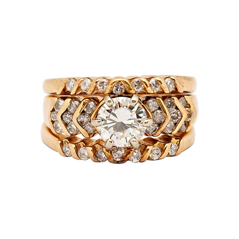 Vintage 14 Karat Yellow Gold and Diamond Engagement Ring For Sale at ...