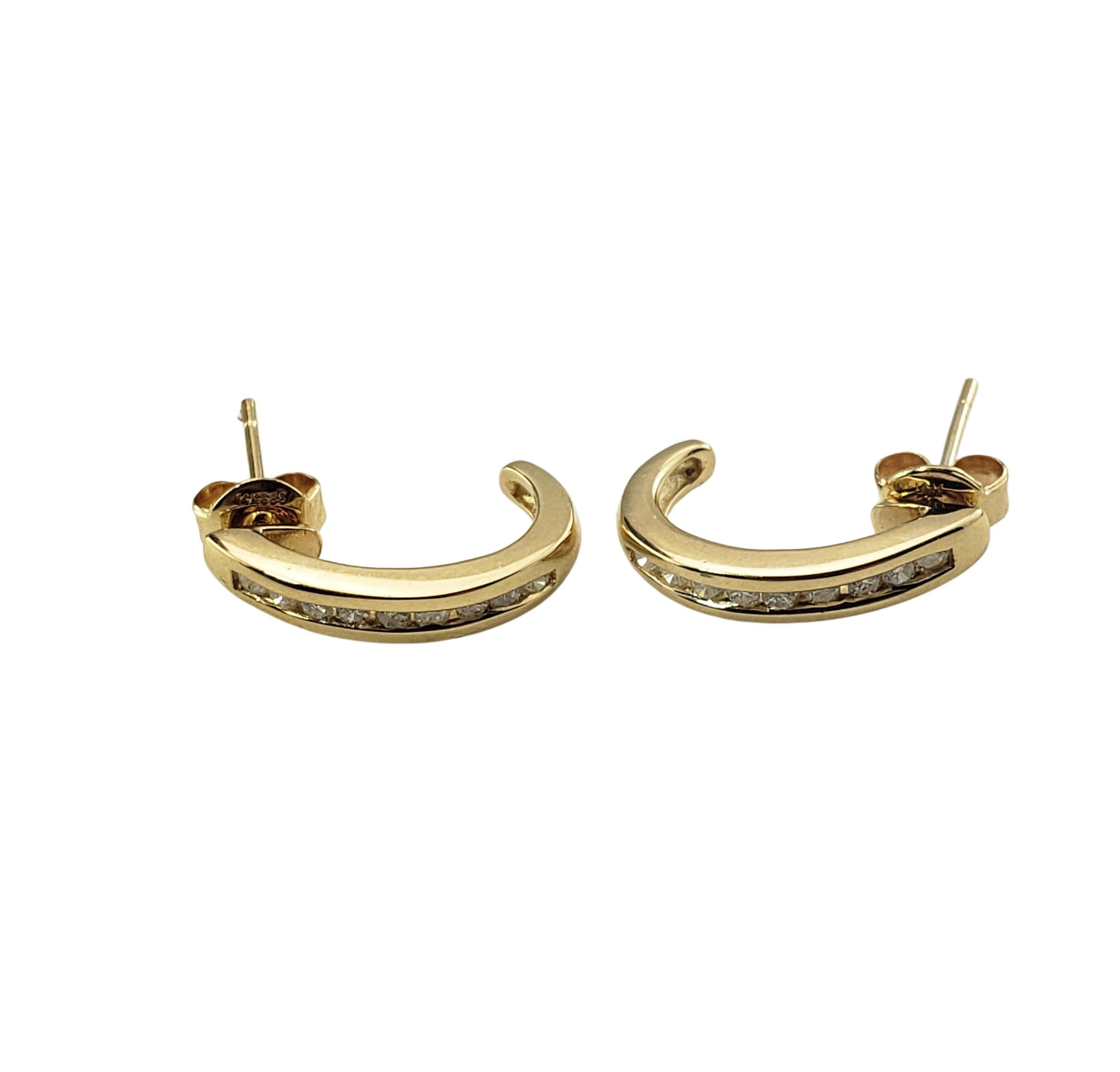 Vintage 14 Karat Yellow Gold and Diamond Hoop Earrings In Good Condition For Sale In Washington Depot, CT