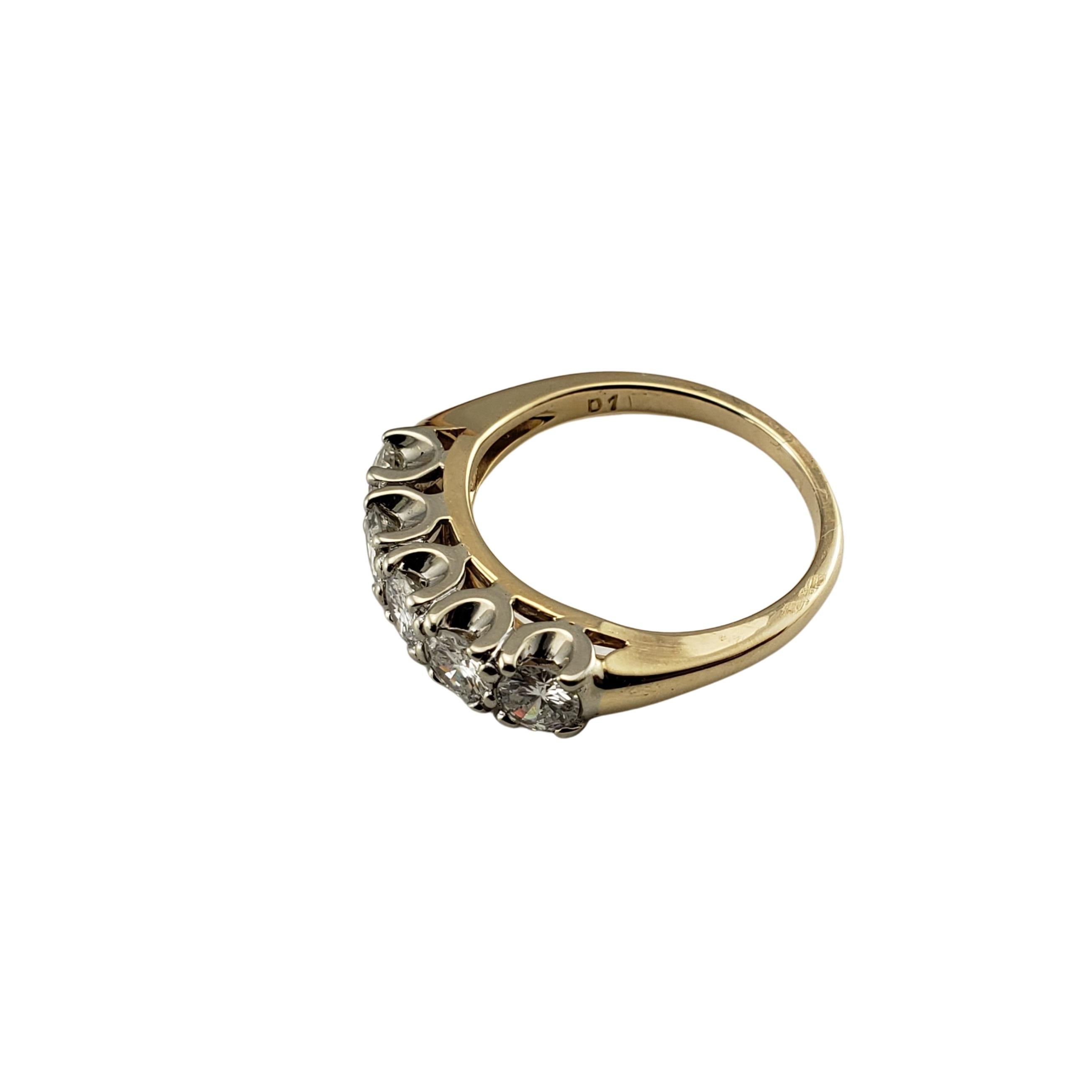Taille brillant Anneau de mariage vintage en or jaune 14 carats et diamants en vente