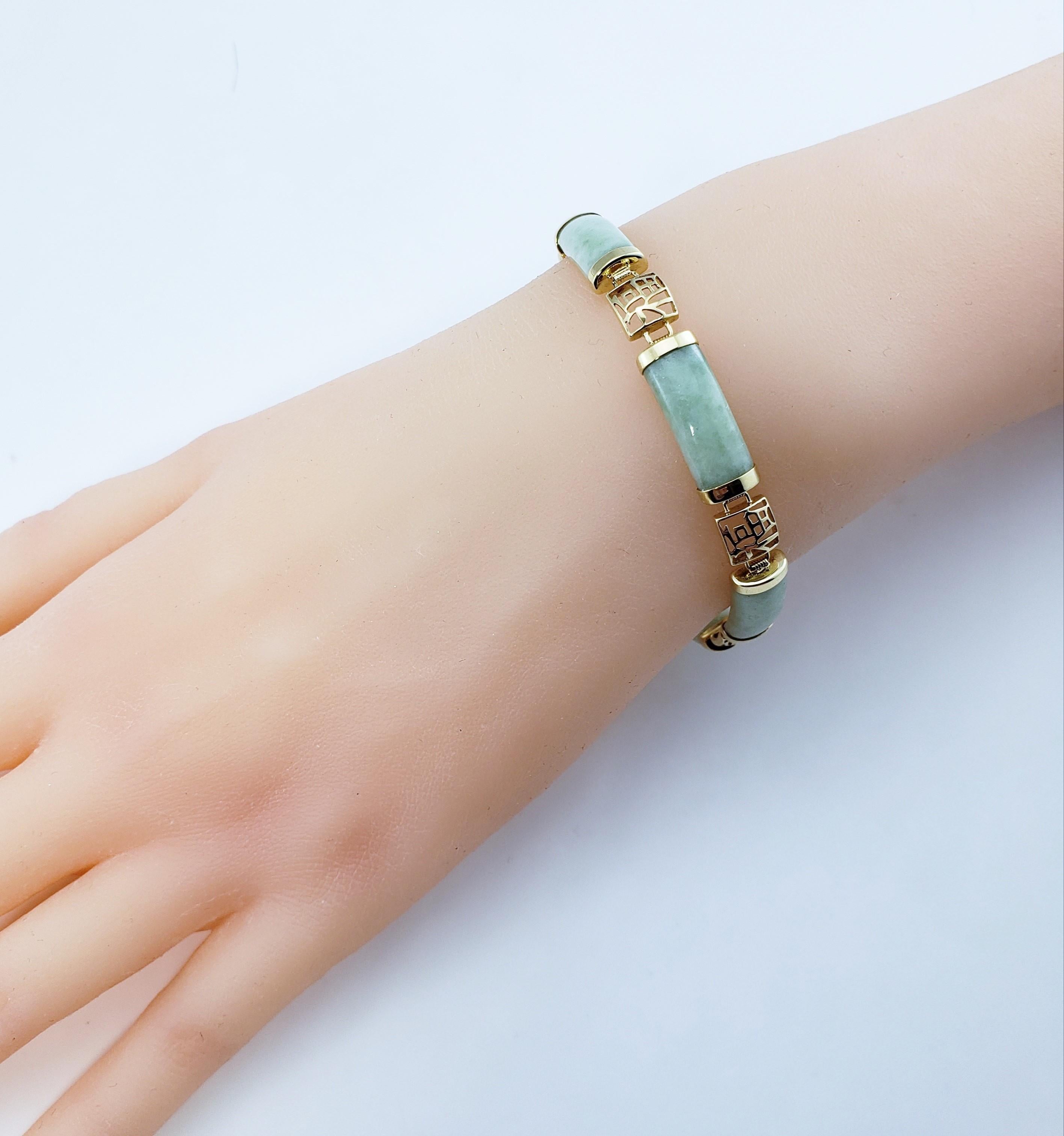 Armband aus 14 Karat Gelbgold und Jade 2