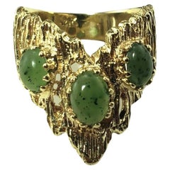 Vintage 14 Karat Yellow Gold and Jade Ring Size 7.25 #15331