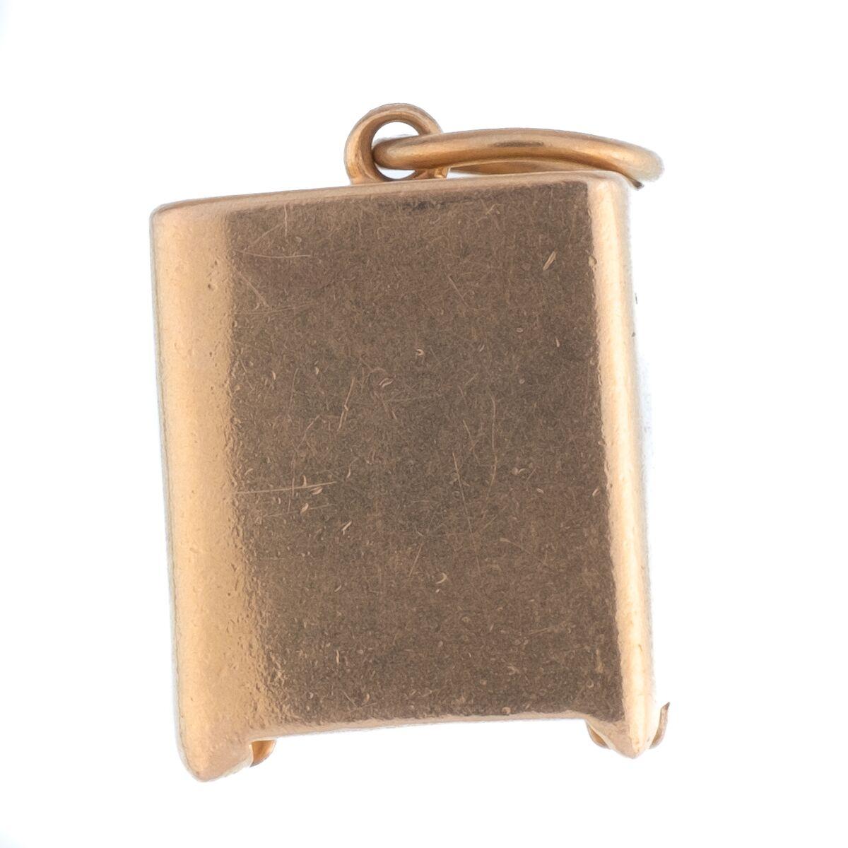 Vintage 14 Karat Yellow Gold Bank Vault Charm In Good Condition In New York, NY
