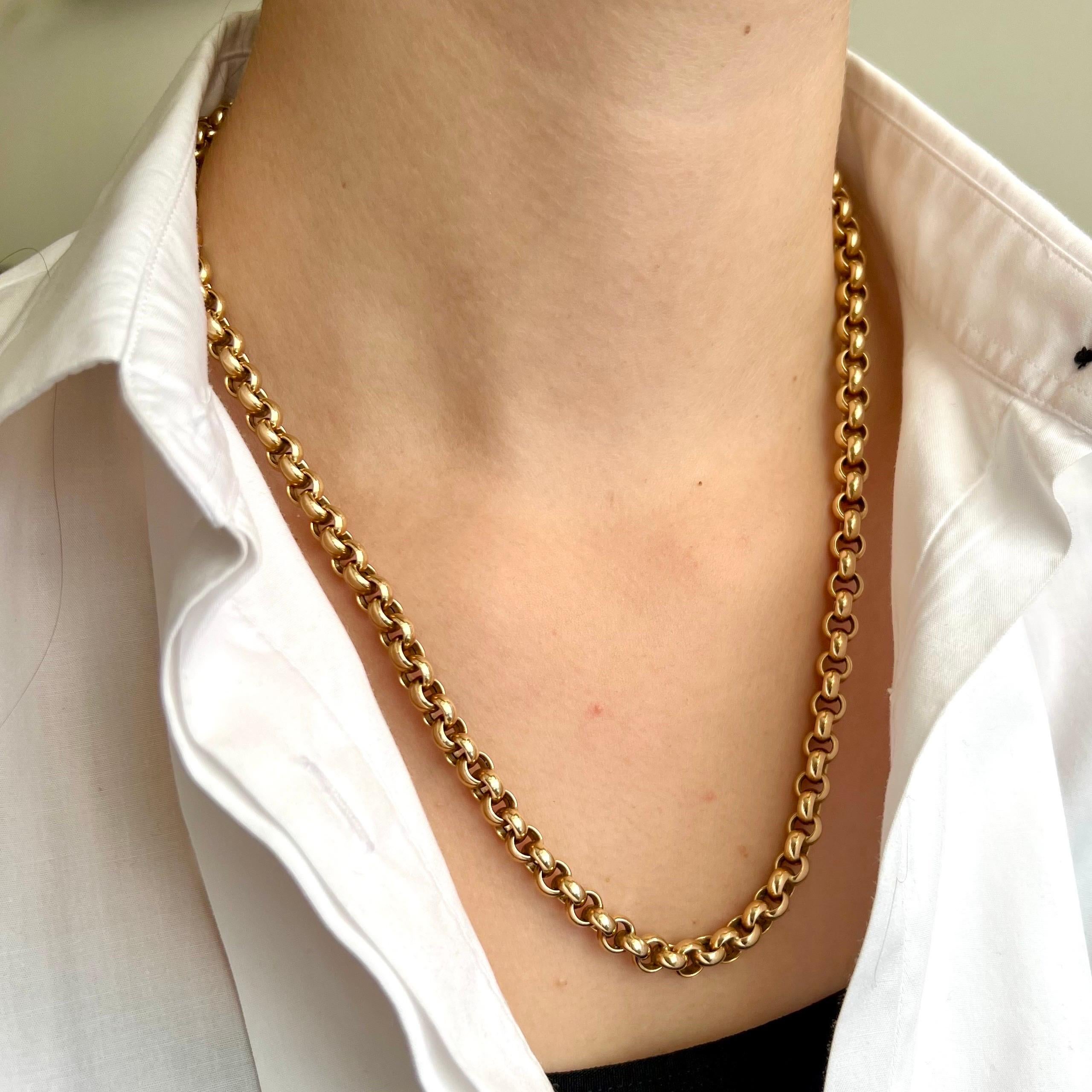 A beautiful 14 karat gold vintage belcher rolo chain necklace. Each round link has a perfect polish and each link is woven together into this gorgeous chain. The necklace is ready to wear alone or layered with your other favorite necklaces, this