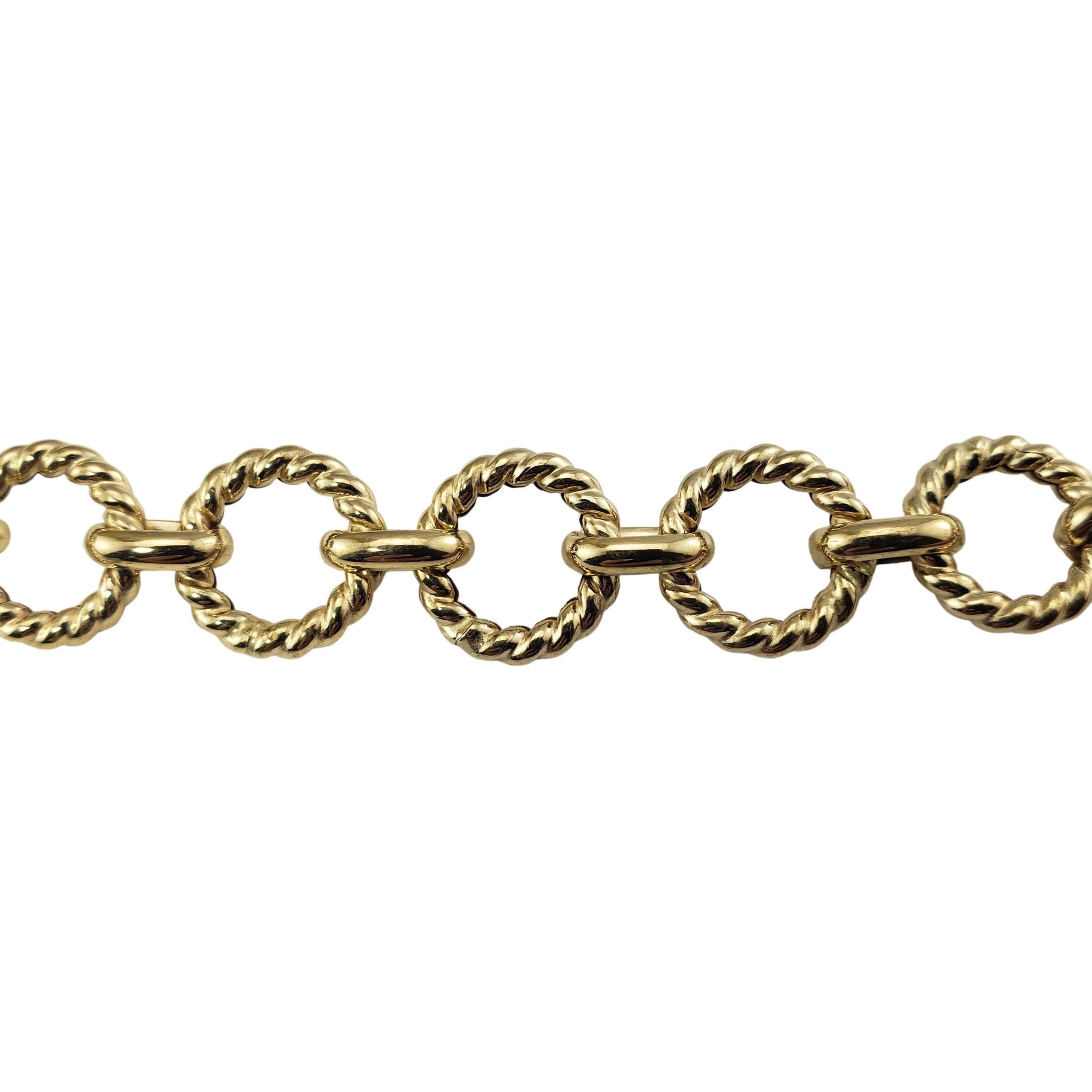 14 Karat Yellow Gold Bib Necklace In Good Condition In Washington Depot, CT