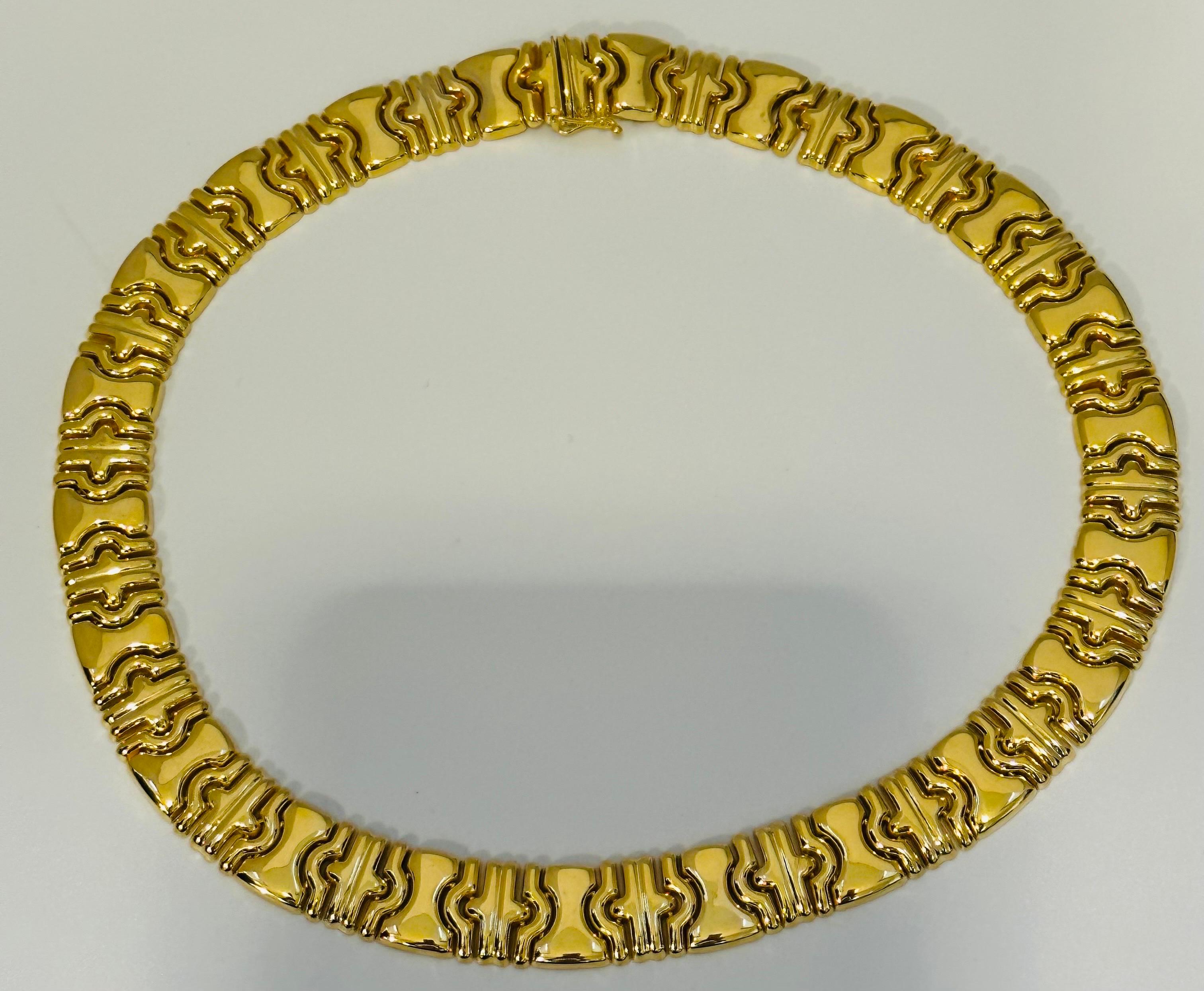 Women's Vintage 14 Karat Yellow Gold Bvlgari Look Link Necklace