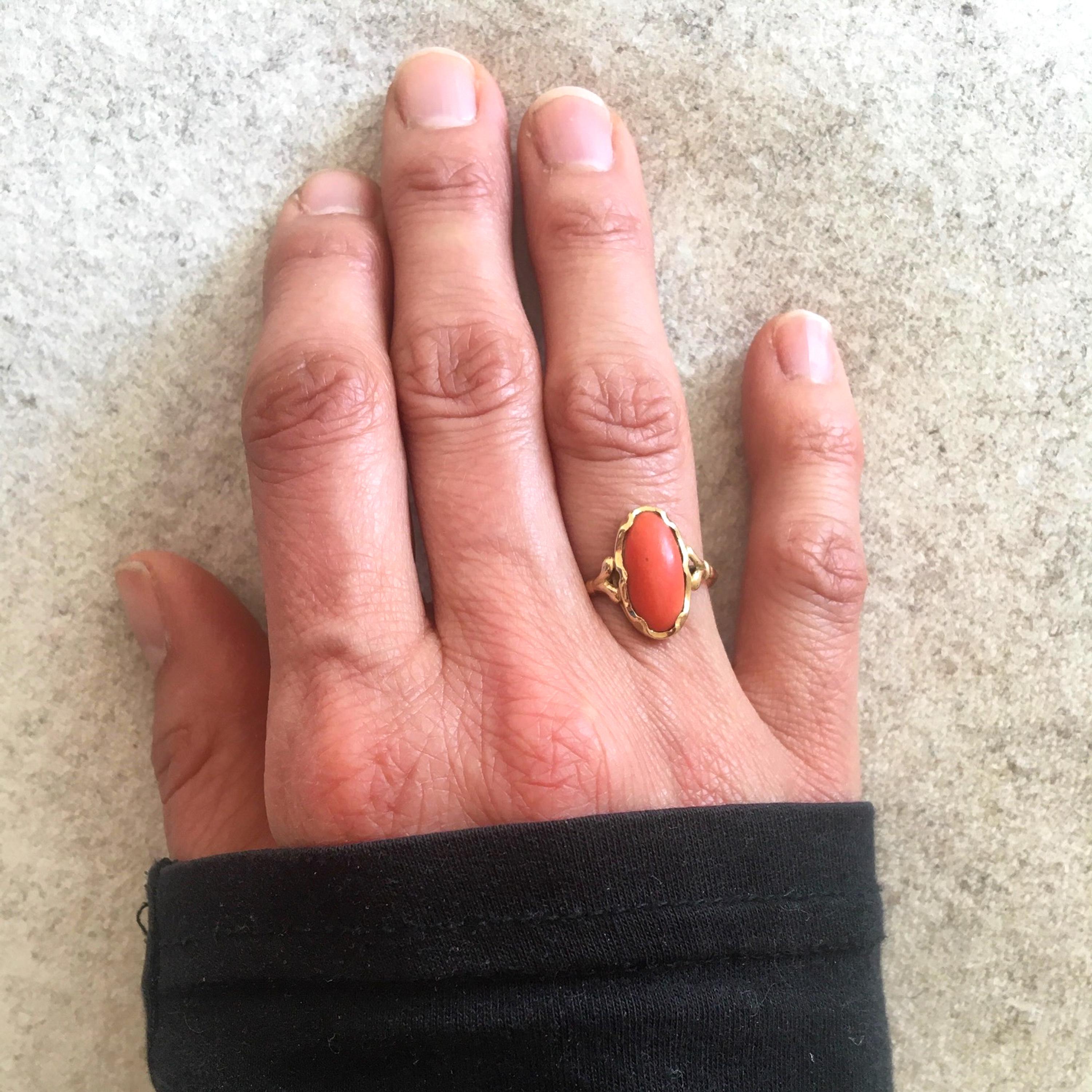 Retro Red Coral Cabochon 14K Gold Ring