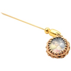 Vintage 14 Karat Yellow Gold Cameo Pin