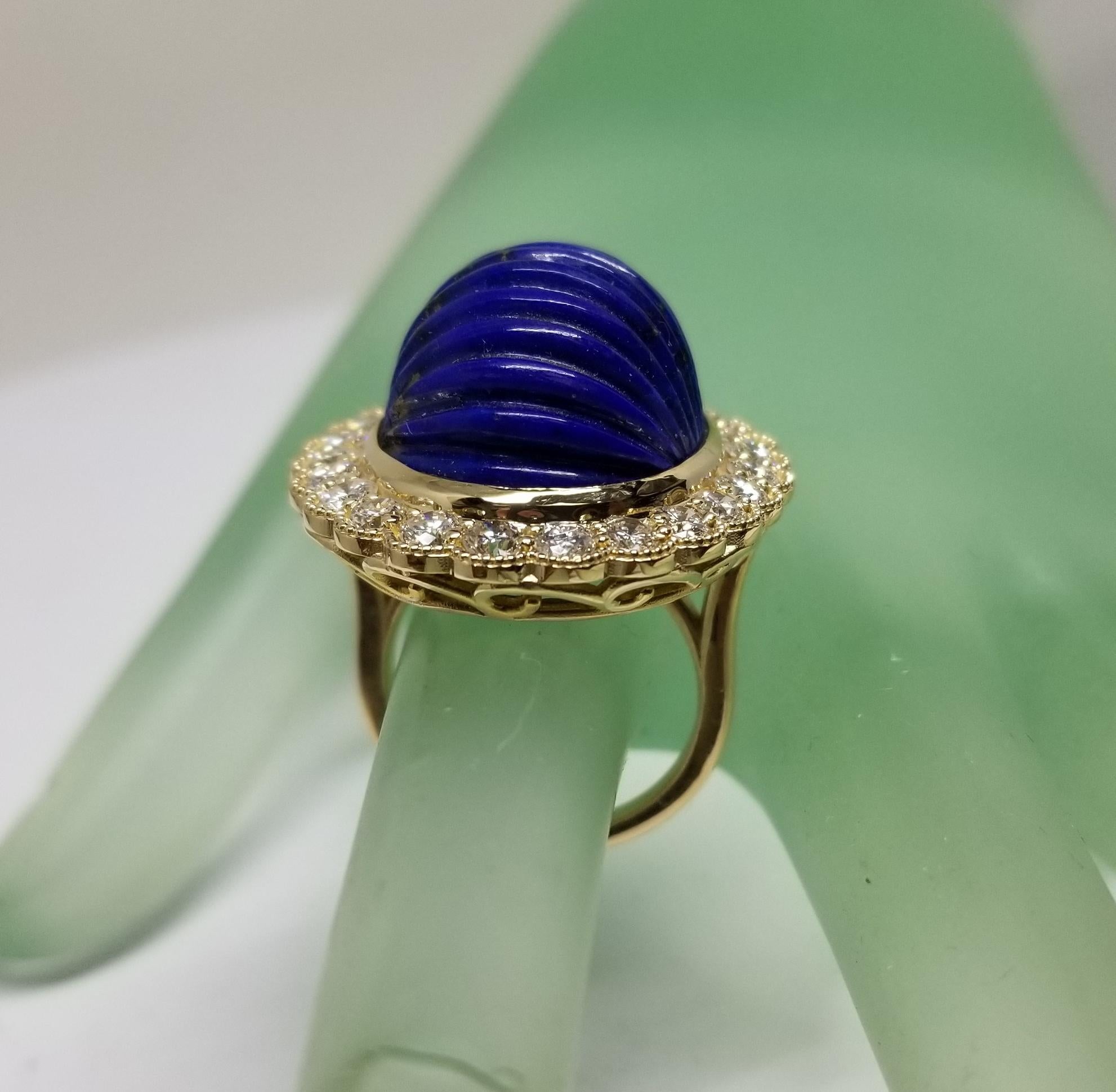 Vintage 14 Karat Yellow Gold Carved Lapis Lazuli and Diamond Ring For Sale 3