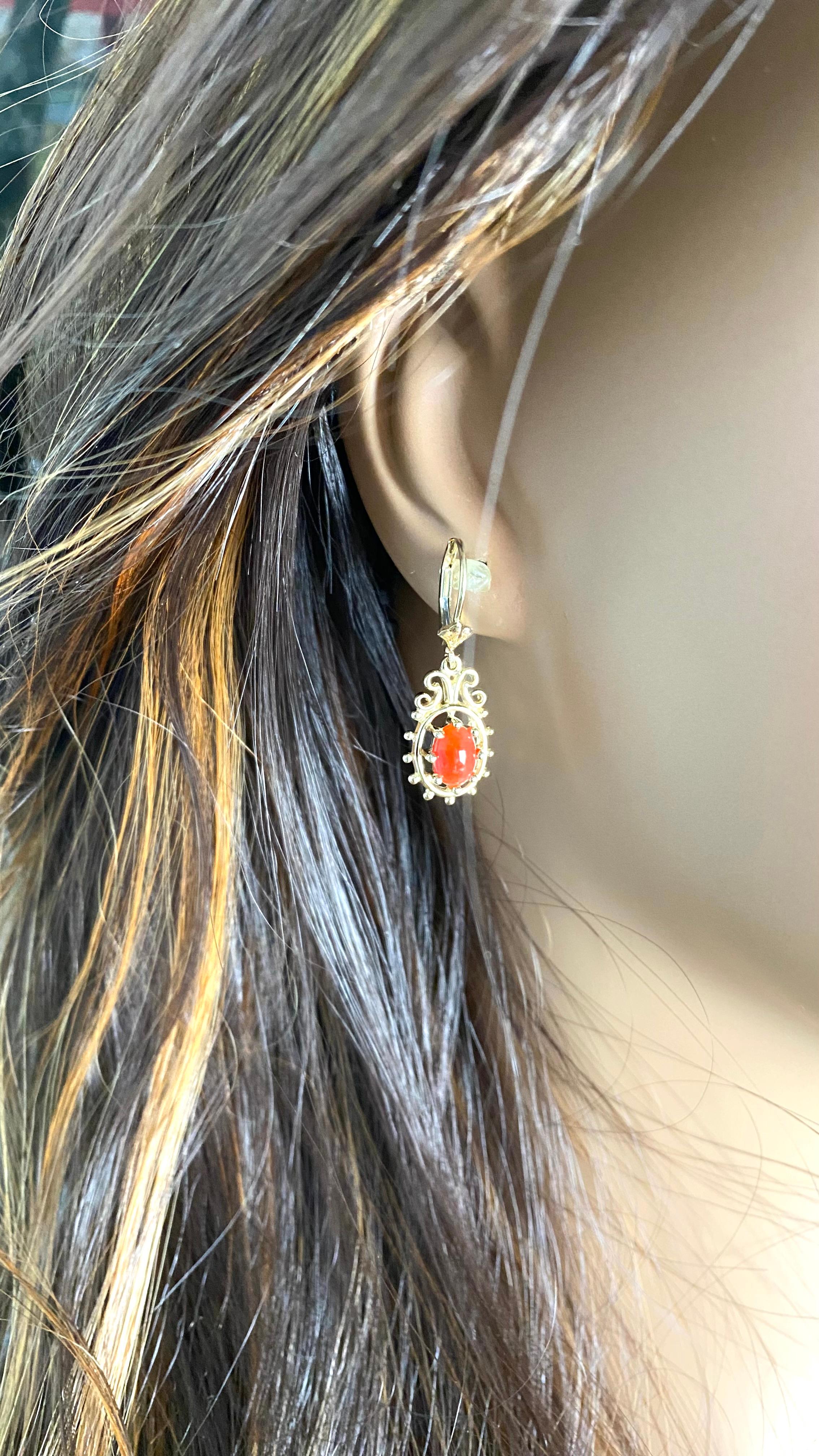 Cabochon Vintage 14 Karat Yellow Gold Coral Lever Back 1.25 Inch Long Drop Earrings For Sale