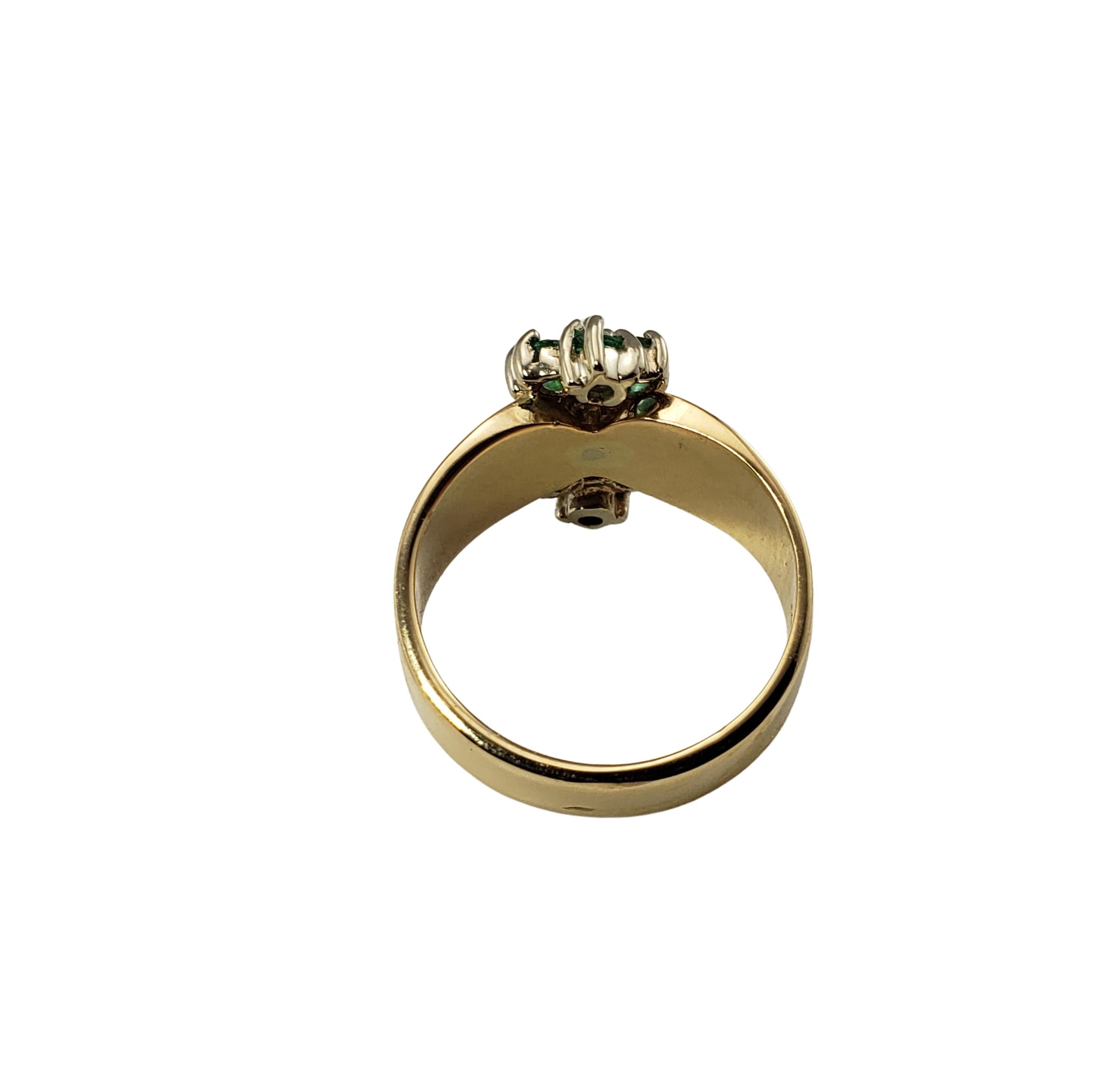 Women's 14 Karat Yellow Gold Diamond and Natural Emerald Ring For Sale