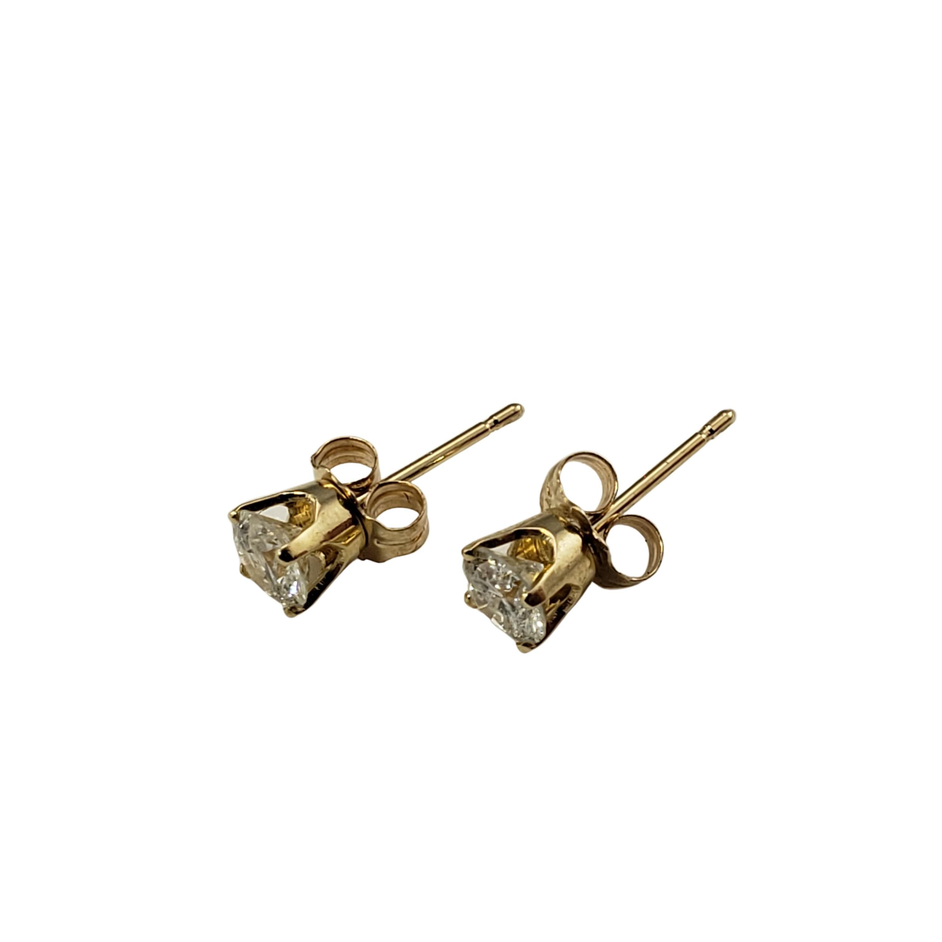 14 Karat Yellow Gold Diamond Stud Earrings .60 TCW. In Good Condition In Washington Depot, CT