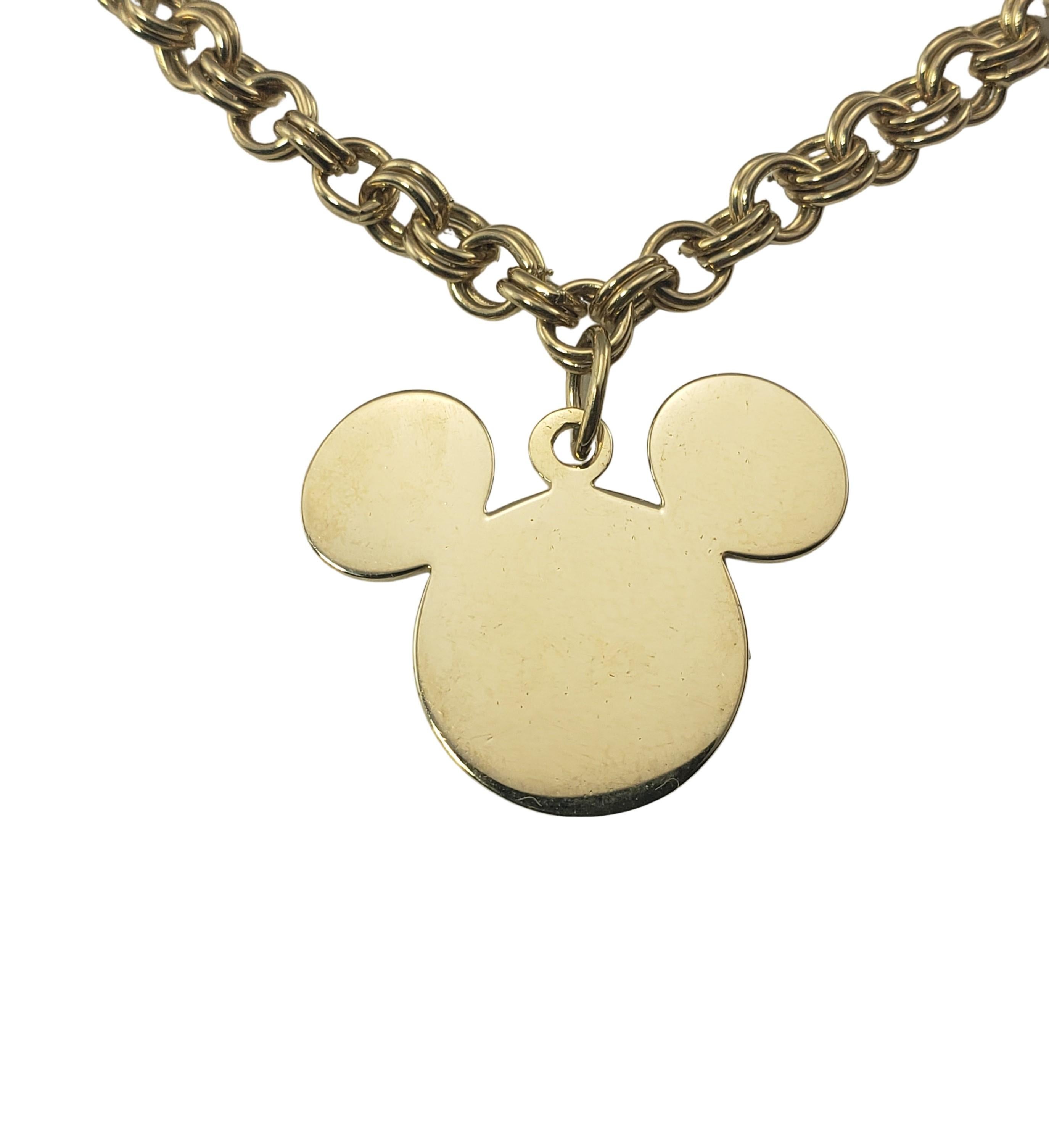 Vintage 14 Karat Gelbgold Disney Limited Edition Charm Armband-

Ein Muss für jeden Disney-Fan!

Dieses atemberaubende Bettelarmband besteht aus vier baumelnden Disney-Anhängern, die in wunderschön detailliertem 14-karätigem Gelbgold gefertigt sind.