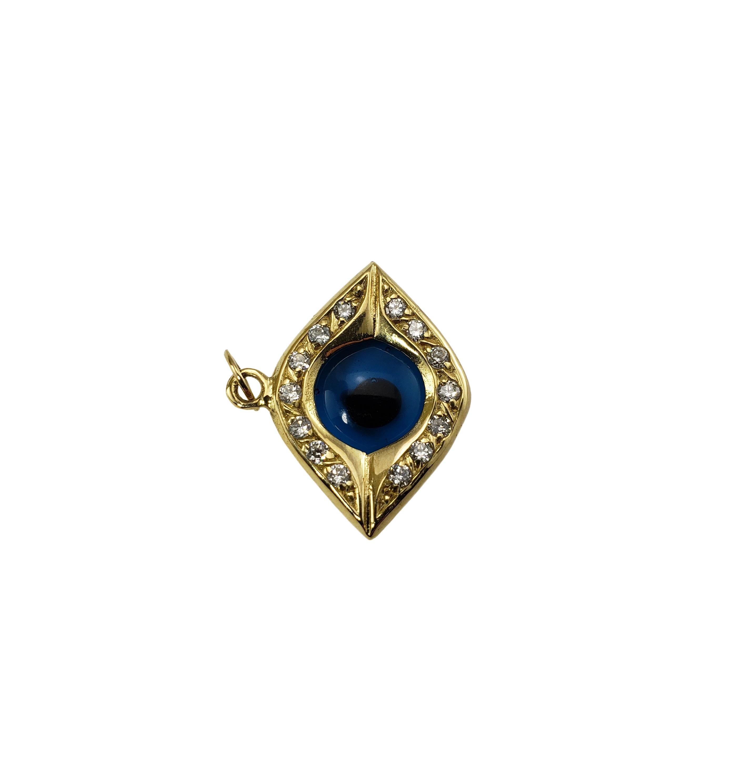 14 Karat Yellow Gold Evil Eye Pendant-

This lovely evil eye pendant is set in 14K yellow gold. Stones are cubic zirconia. 

Size:  16 mm x 18 mm

Weight:  1.7 dwt. /  2.6 gr.

Stamped: 8306   14K

*Chain not included

Very good condition,