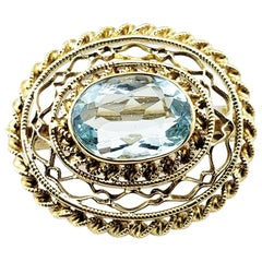 Vintage 14 Karat Yellow Gold Filigree and Aquamarine Brooch/Pin