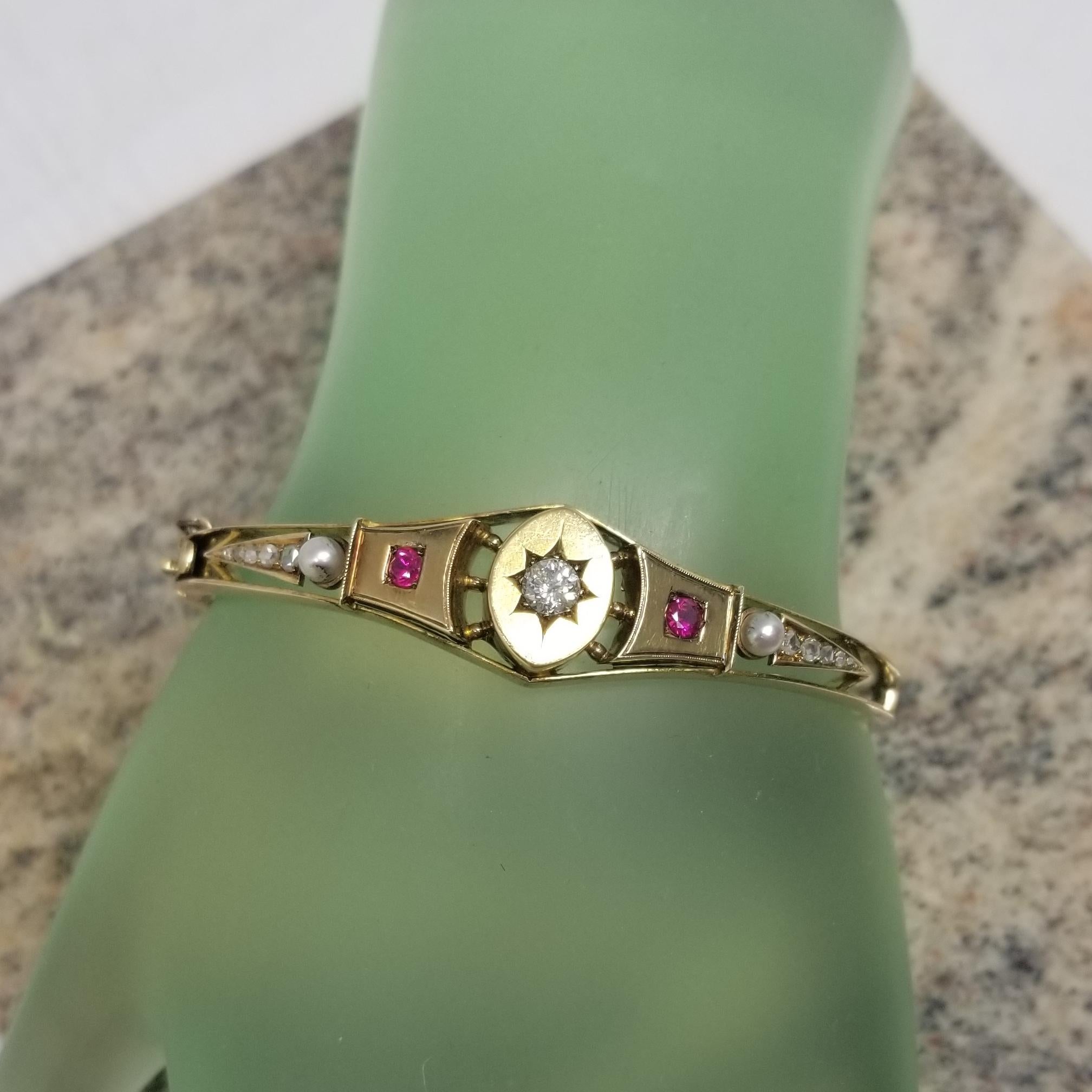 Vintage 14 Karat Yellow Gold Handmade Diamond and Ruby Bangle Bracelet For Sale 1