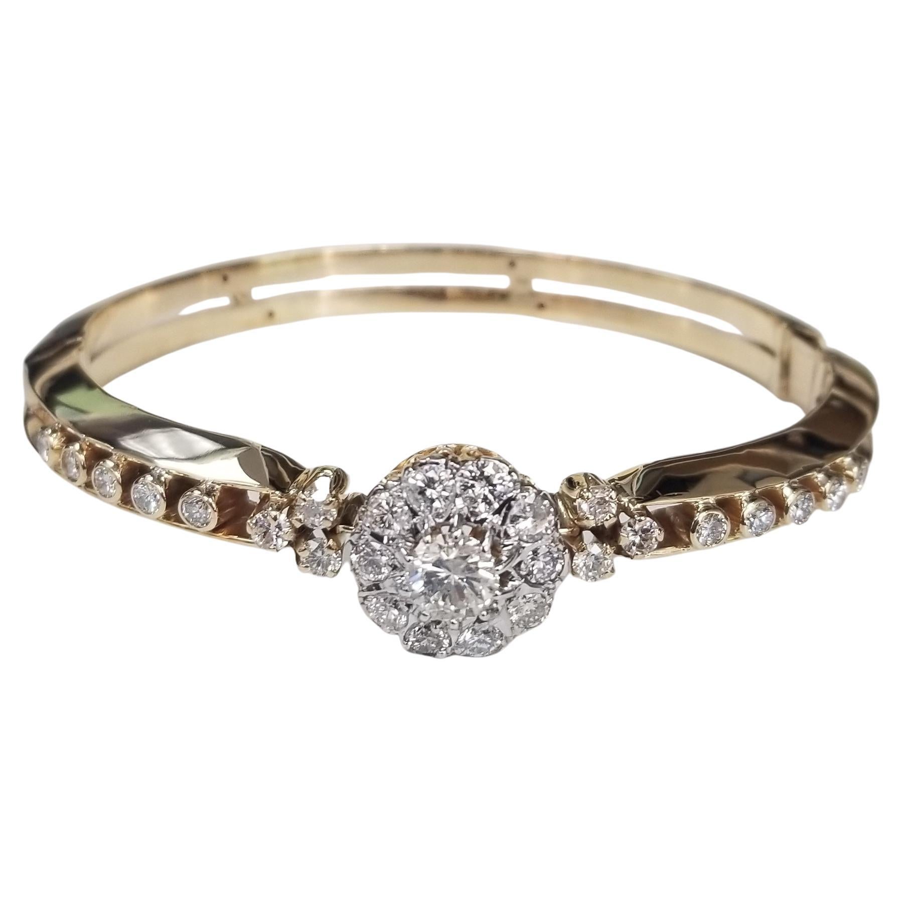 Bracelet jonc vintage fait main en or jaune 14 carats et diamants en vente