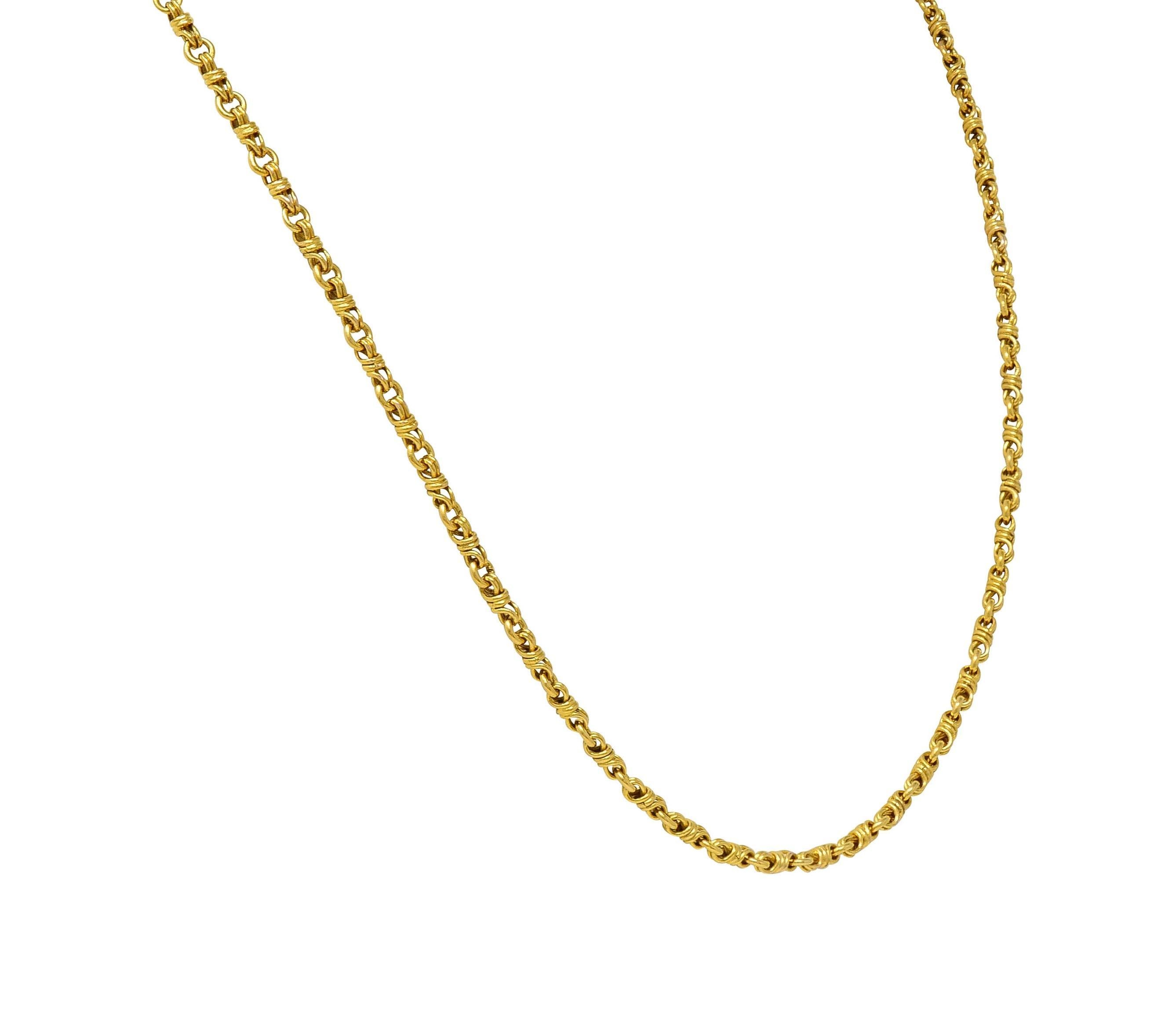 Chaîne collier vintage à maillons Infinity en or jaune 14 carats en vente 1