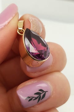 Vintage 14 Karat Yellow Gold Large Amethyst Pendant Charm