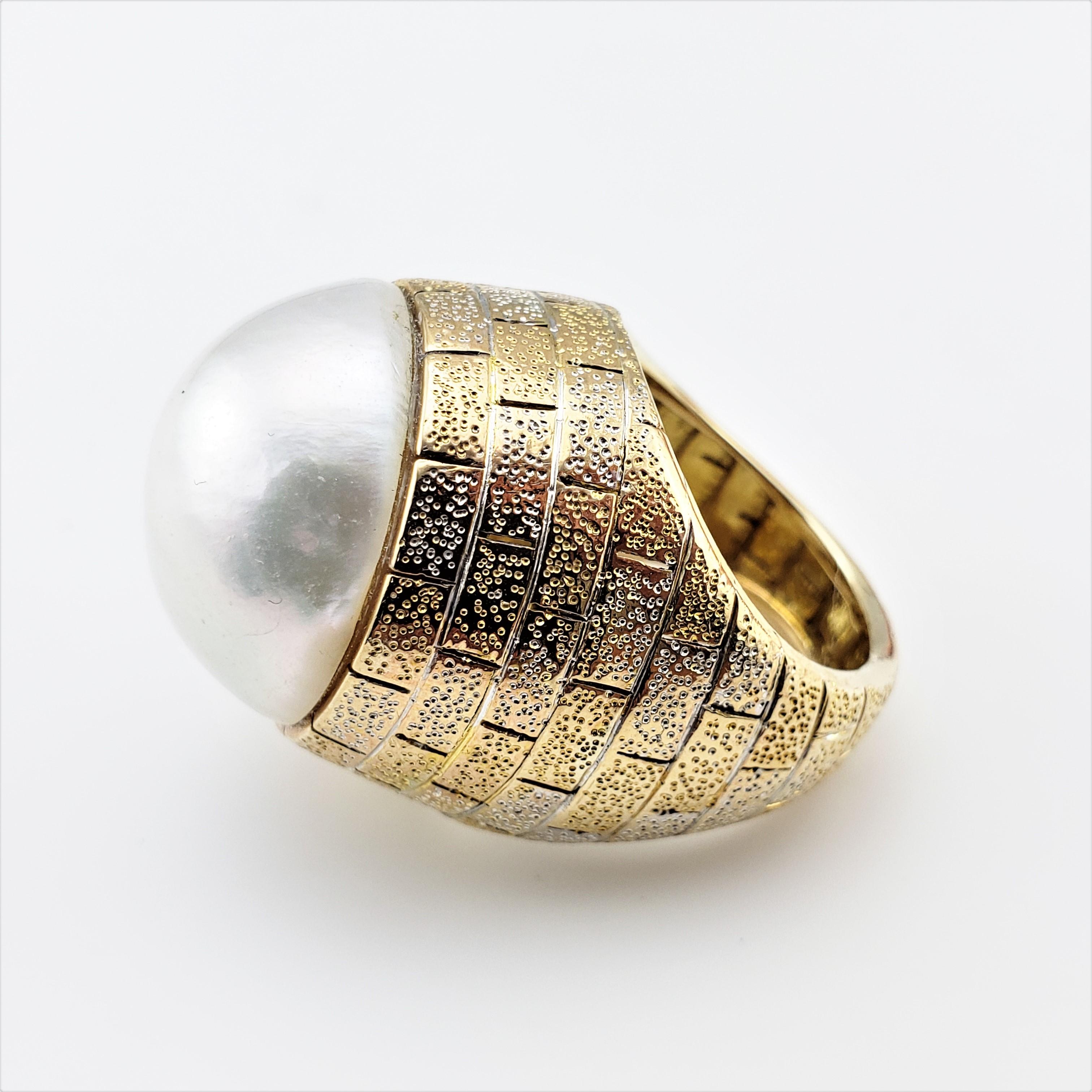 Women's Vintage 14 Karat Yellow Gold Mabe Pearl Ring