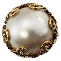 14 Karat Yellow Gold Mobe Pearl Ring