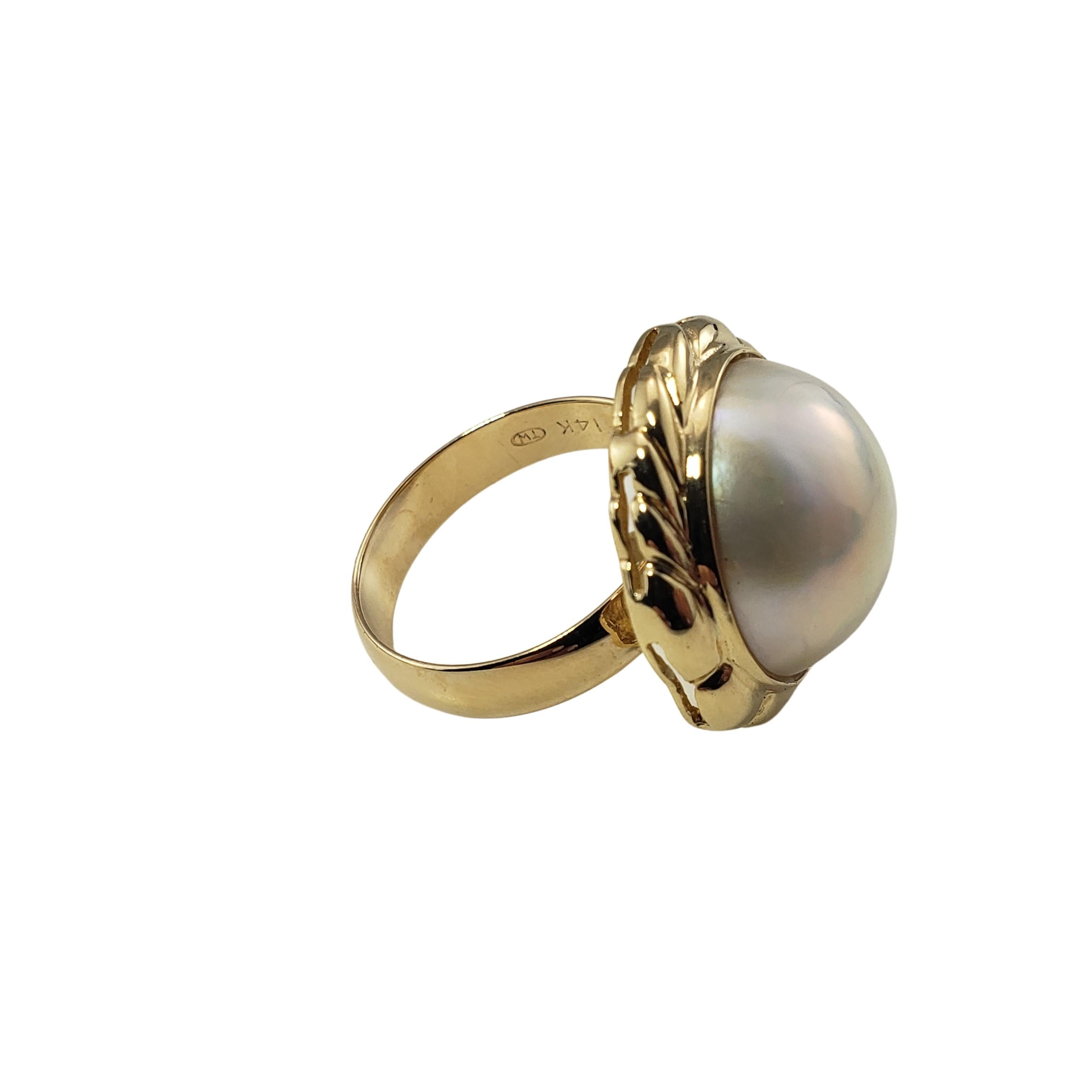 Cabochon 14 Karat Yellow Gold Mobe Pearl Ring