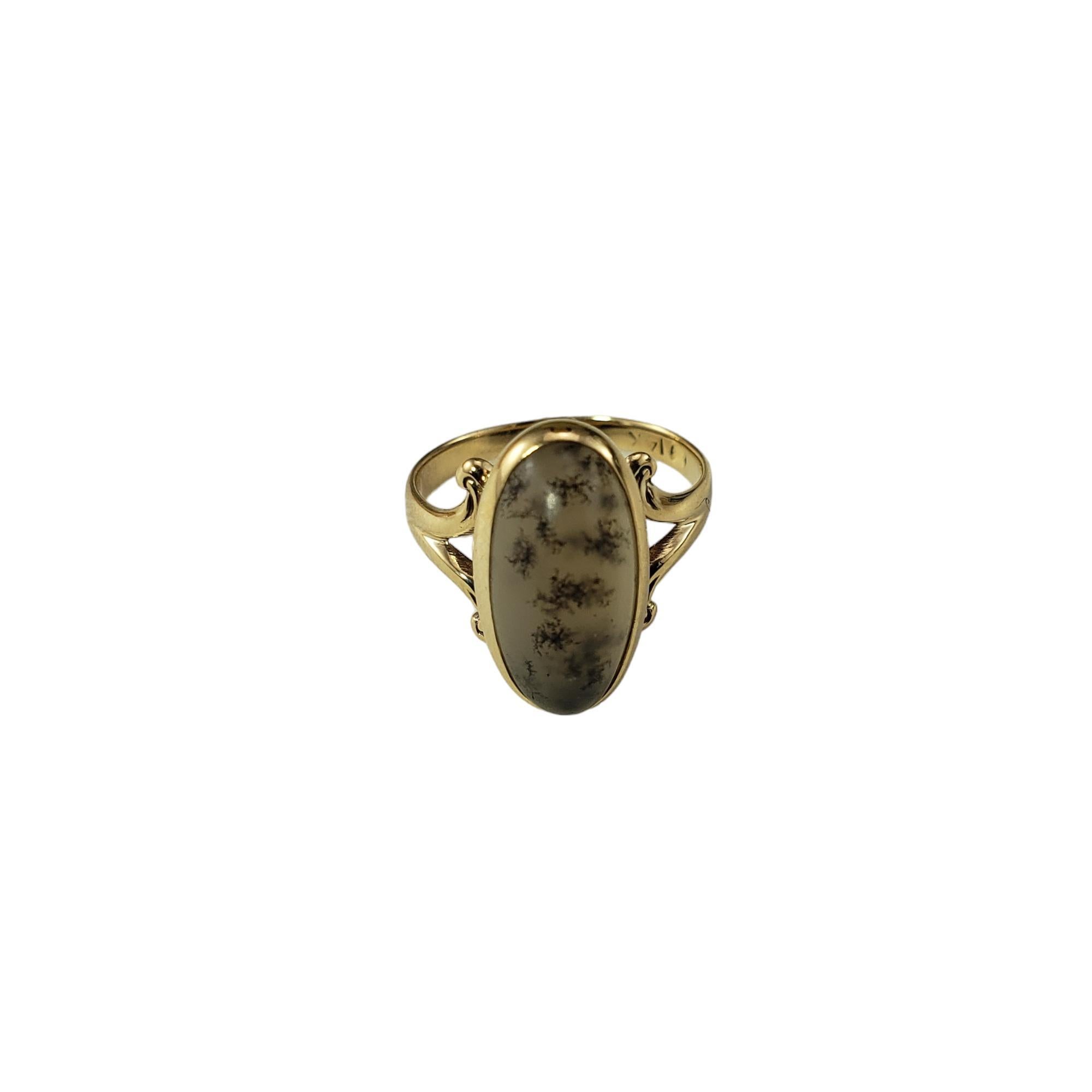 Vintage 14 Karat Gelbgold Moos Achat Ring Größe 4-

Dieser elegante Ring besteht aus einem Moosachat (14 mm x 8 mm), gefasst in klassischem 14-karätigem Gelbgold.  

Schaft: 2 mm.

Ringgröße: 4

Gewicht: 1,6 dwt./2,6 gr.

Gestempelt: 14K

Sehr guter