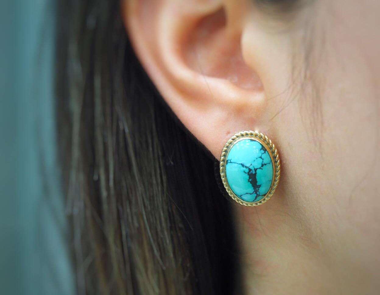 Oval Cut Vintage 14 Karat Yellow Gold Natural Turquoise Earrings