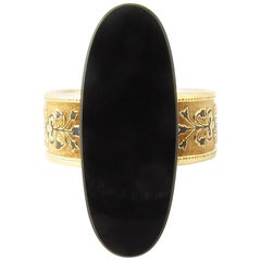 Vintage 14 Karat Yellow Gold Onyx Ring