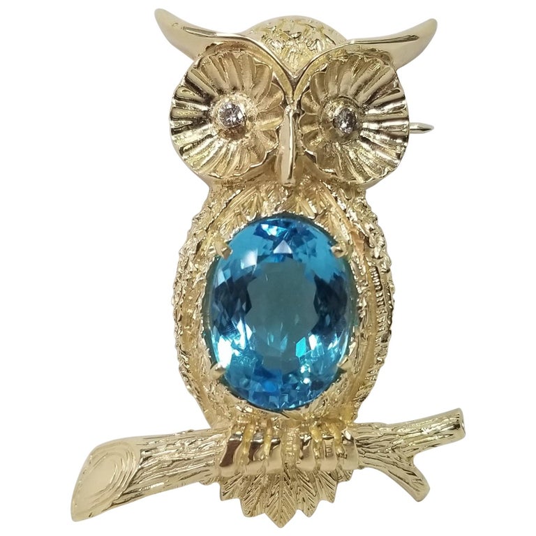 Vintage 14 Karat Yellow Gold "OWL" Brooch Topaz and Diamonds For Sale