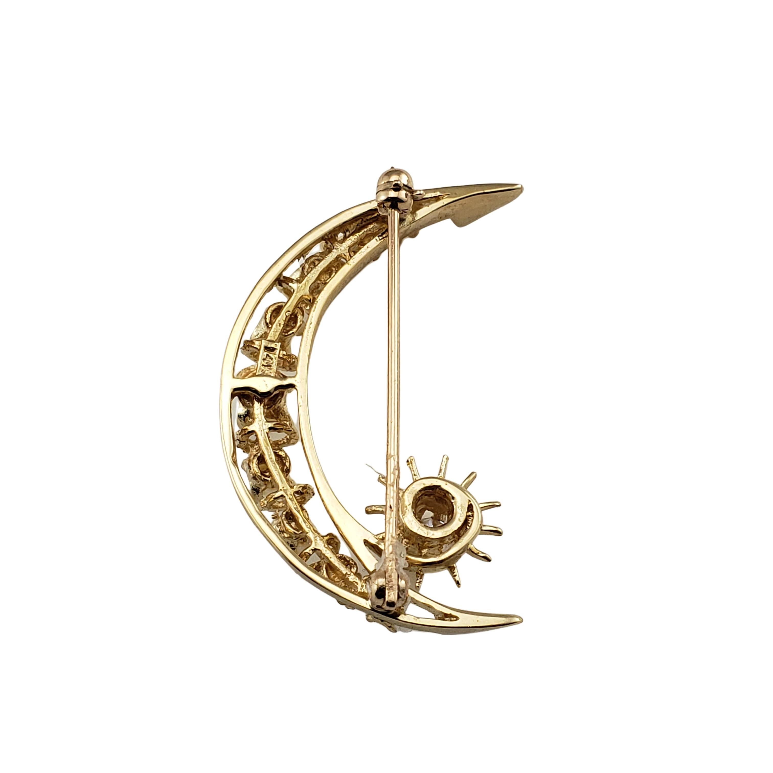 Vintage 14 Karat Yellow Gold, Pearl and Diamond Crescent Moon Pin/Brooch In Good Condition For Sale In Washington Depot, CT