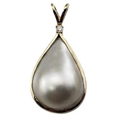 Vintage 14 Karat Yellow Gold Pearl and Diamond Pendant #15338