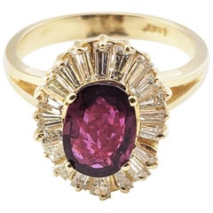 Vintage 14 Karat Yellow Gold Ruby and Diamond Ring Vintage 14 Karat Yellow Gold Ruby and Diamond Ring